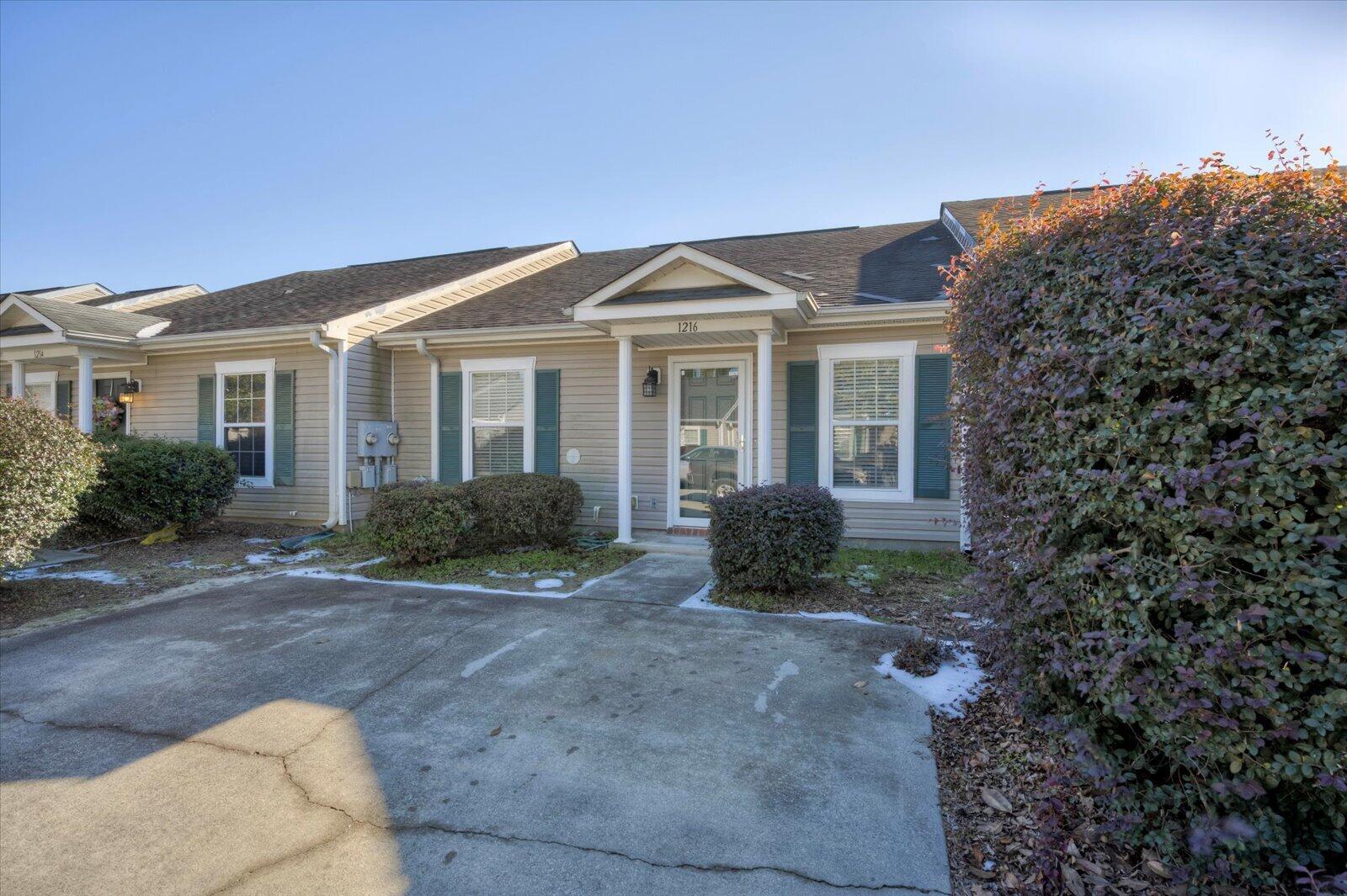2511 Oak Forest Drive UNIT B, Savannah, GA, 31404