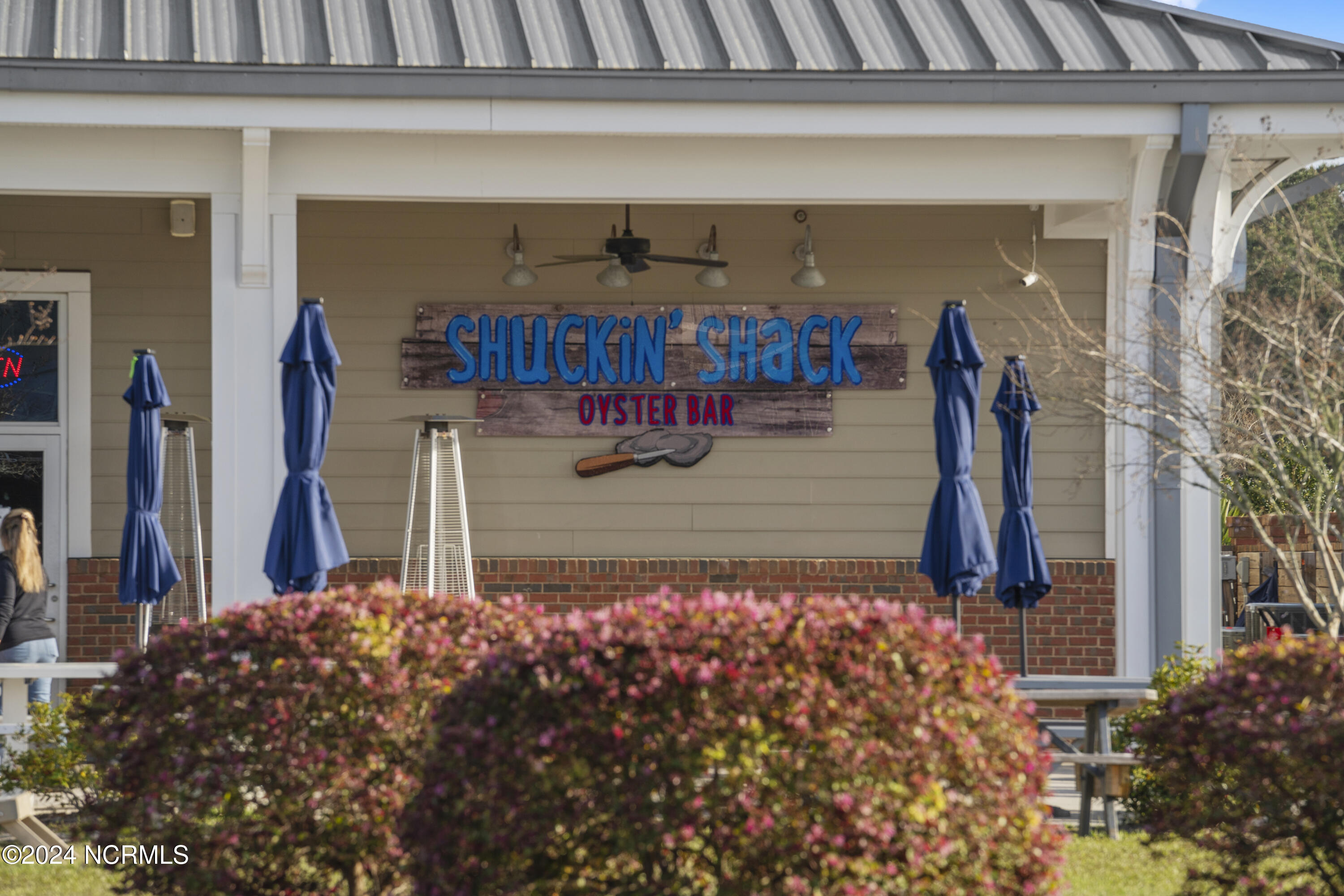 100542771 | Photo 28