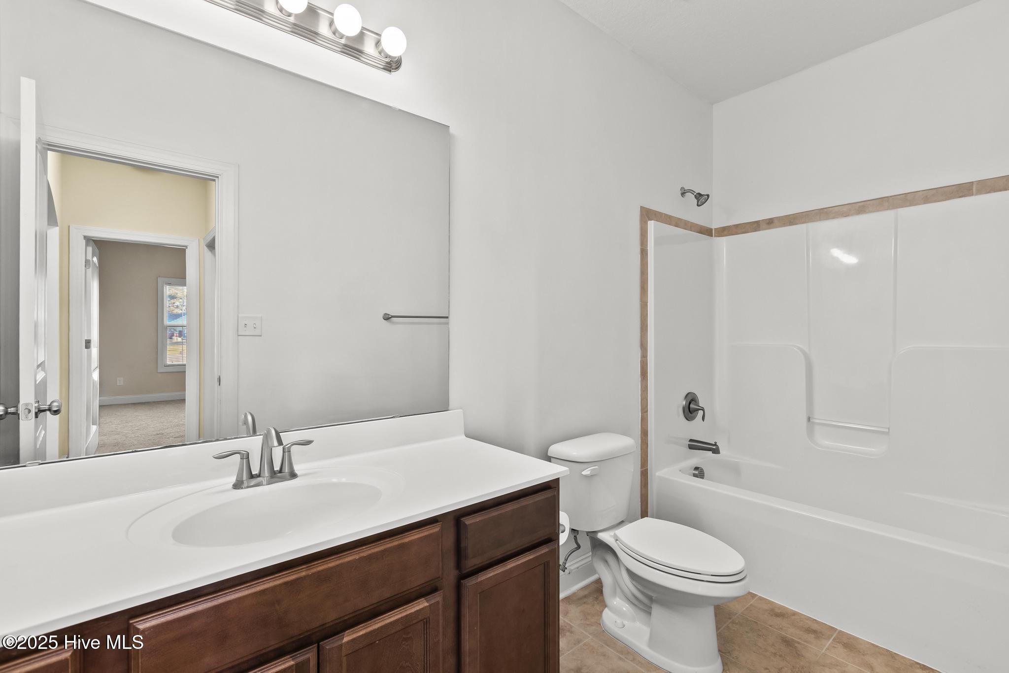 100536910 | Photo 19