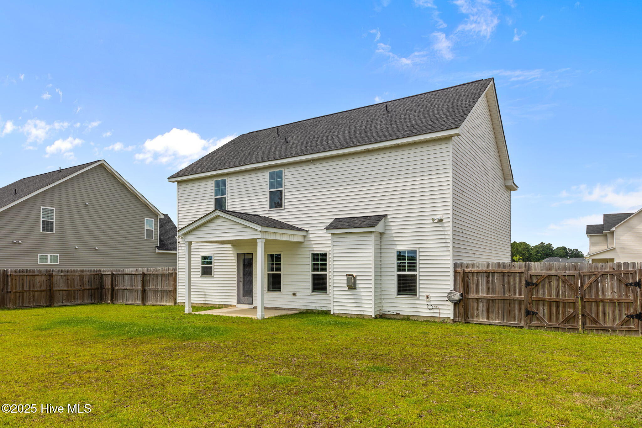 527 Weston Woods Street