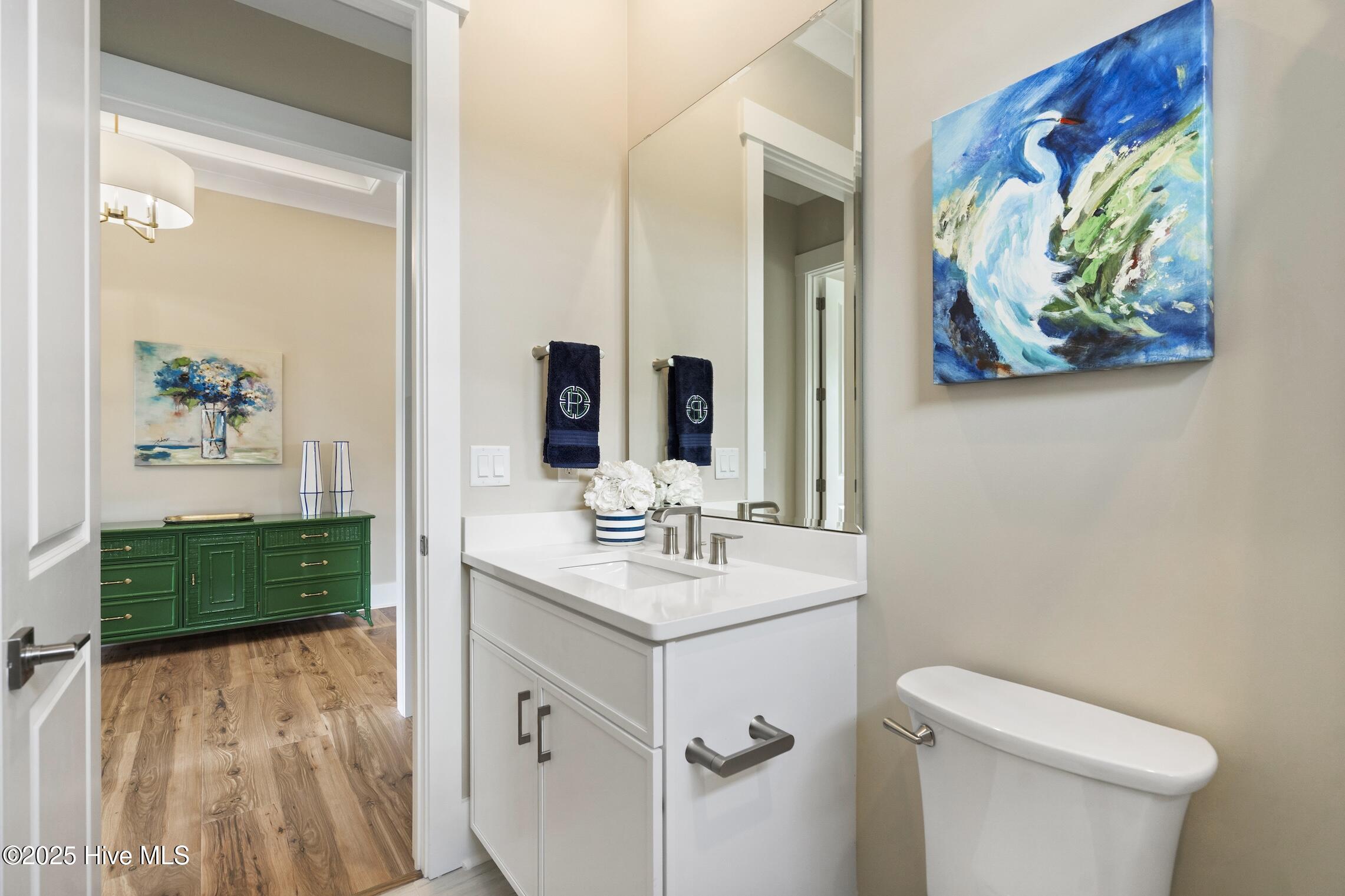 100550201 | Photo 34