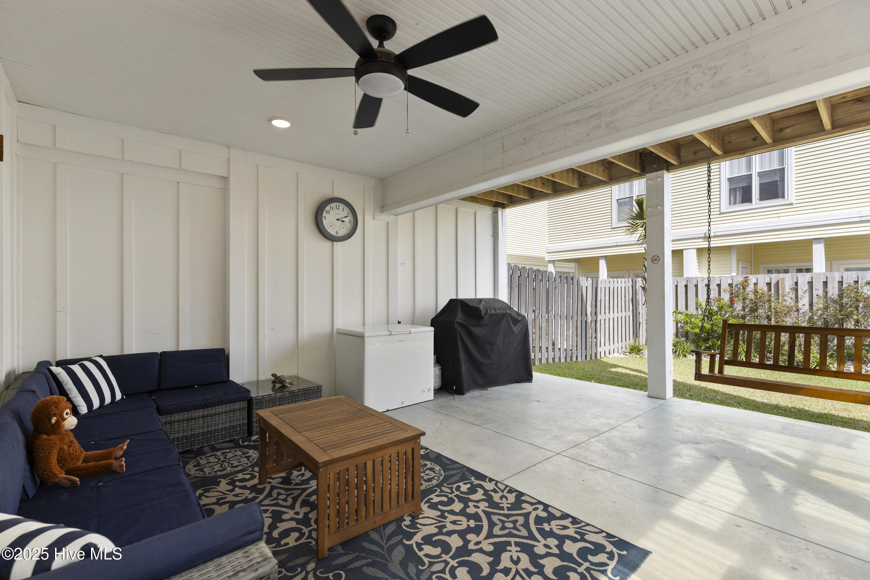 100559926 | Photo 50