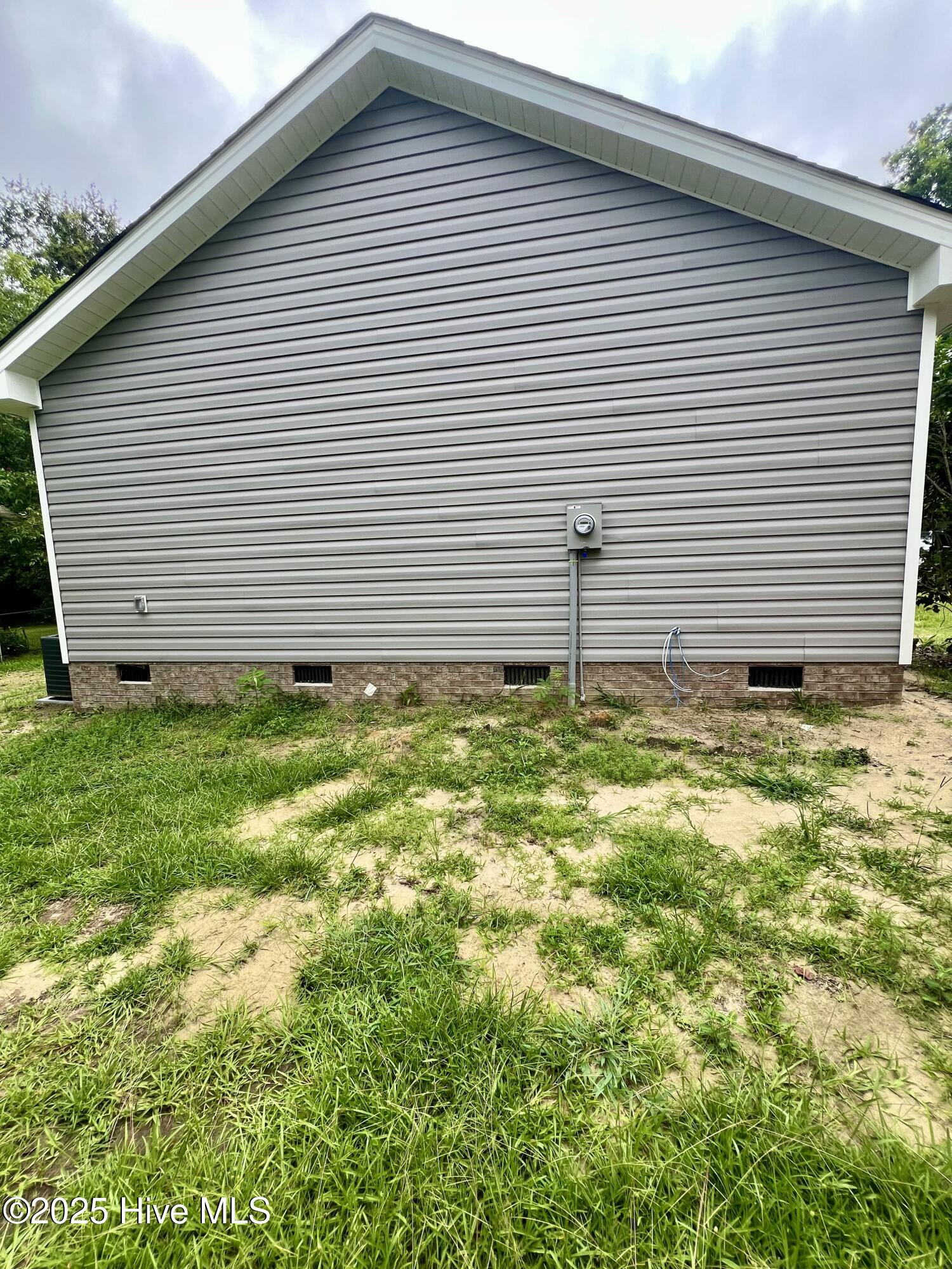 100526782 | Photo 19