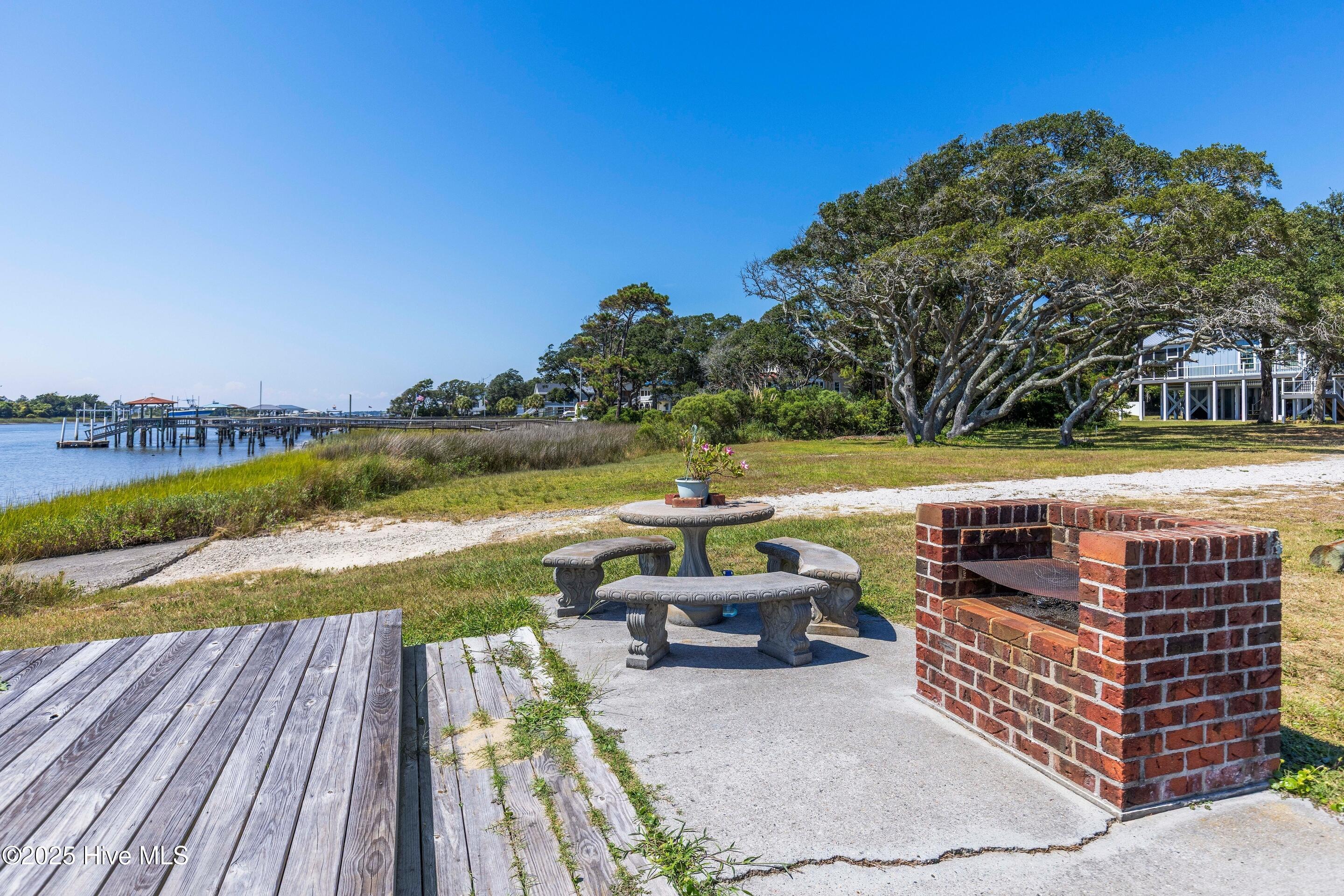 2643 Nags Head Road SW, Supply, NC, 28462