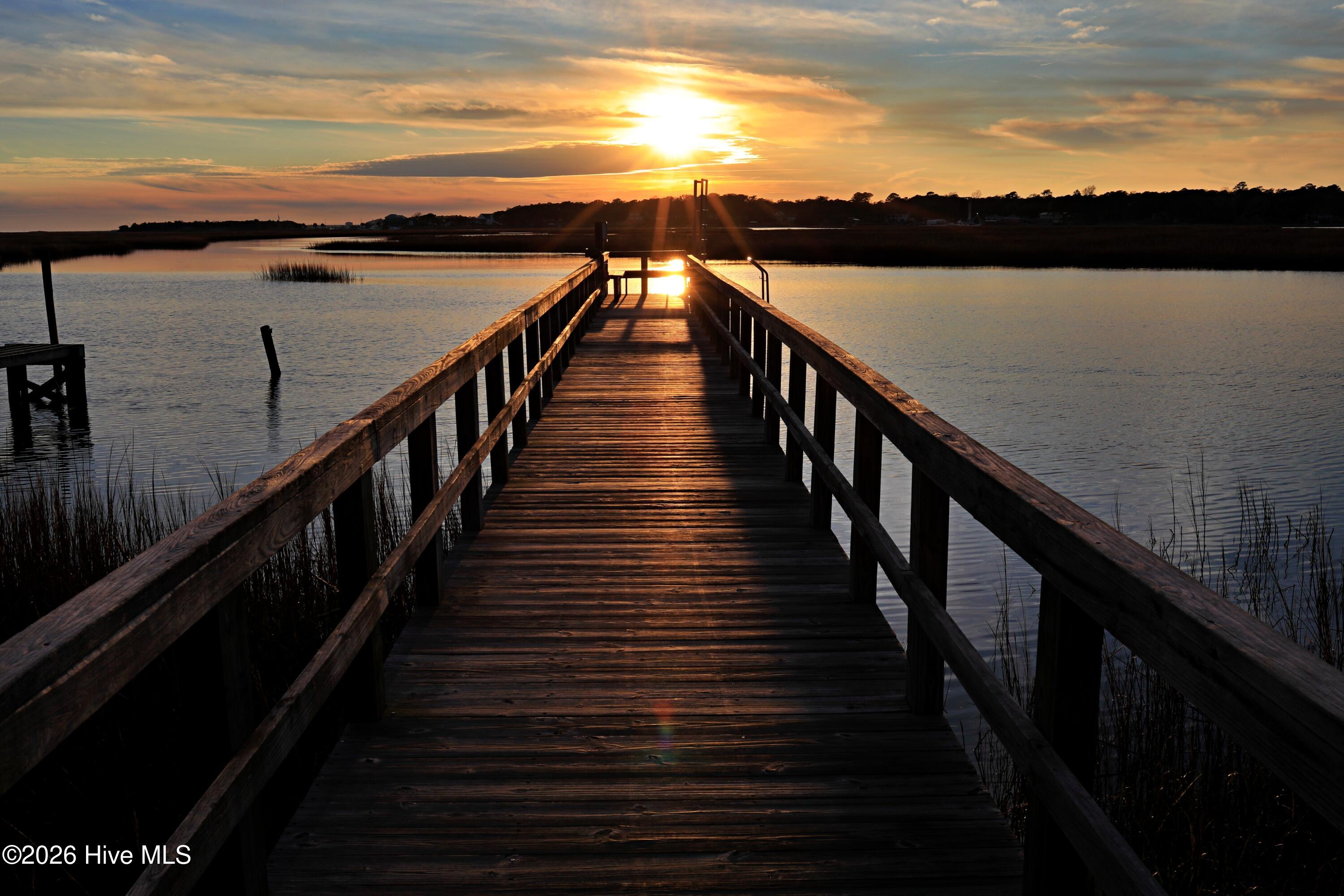 100554715 | Photo 15