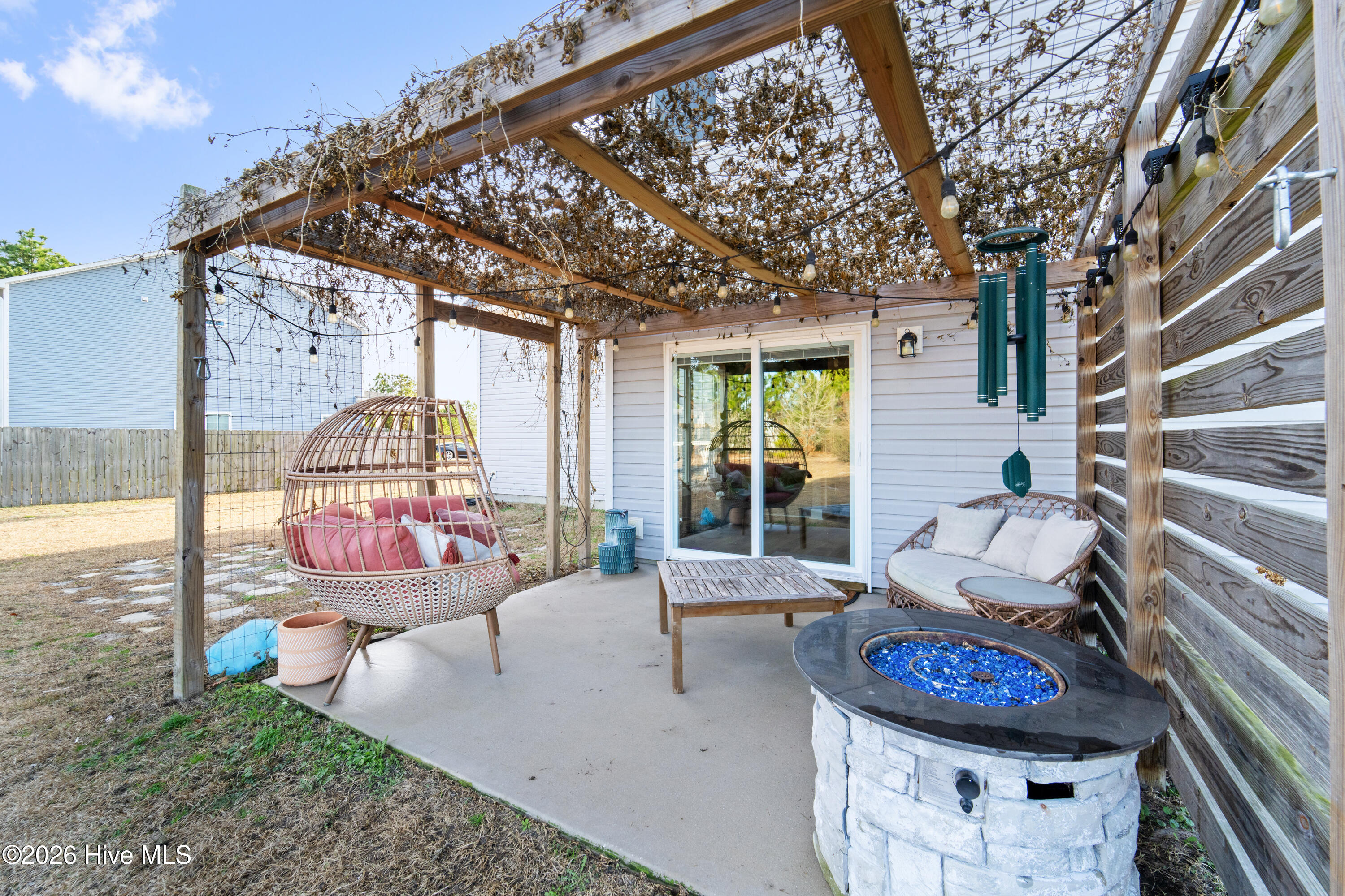 100549687 | Photo 58