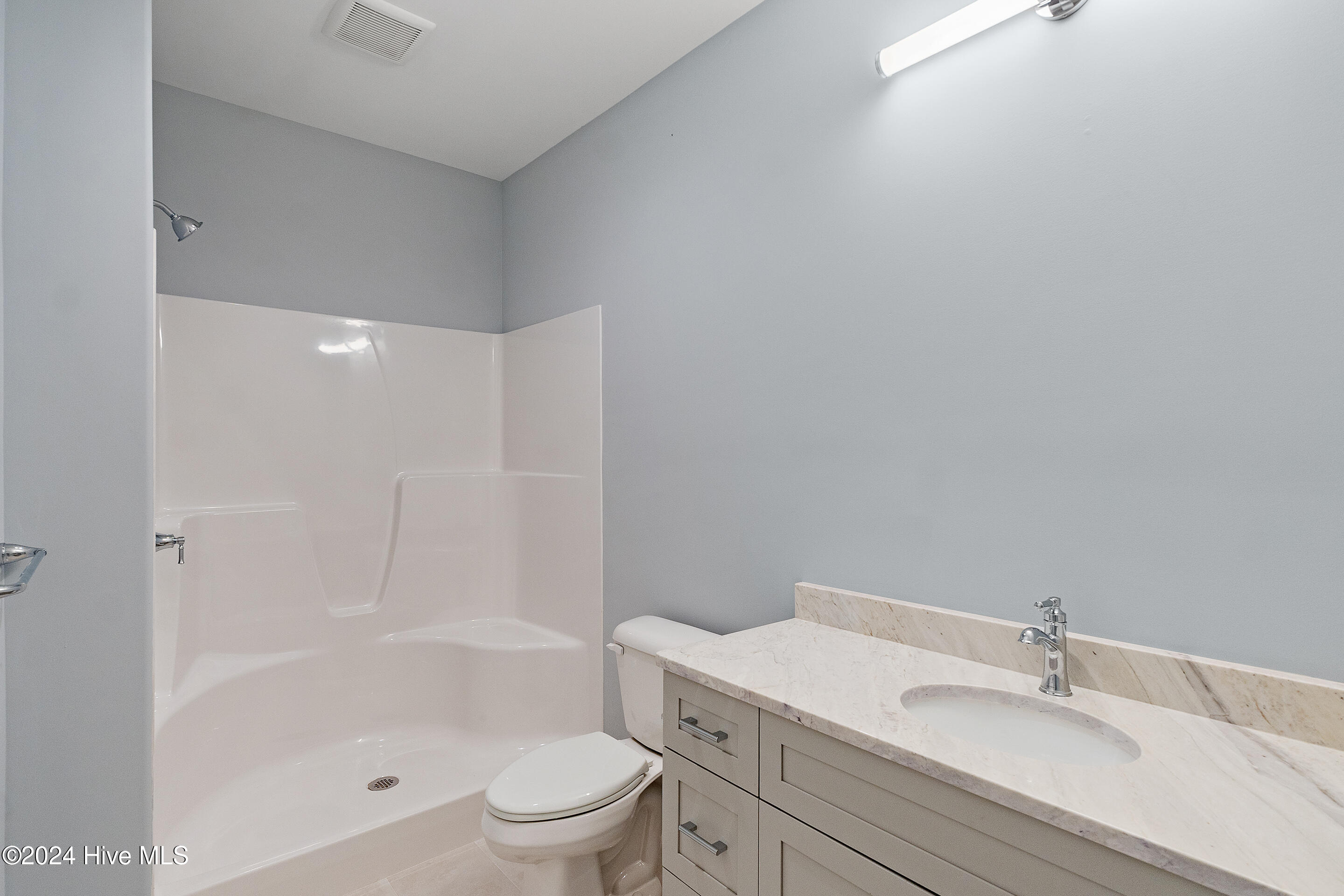 100451918 | Photo 40