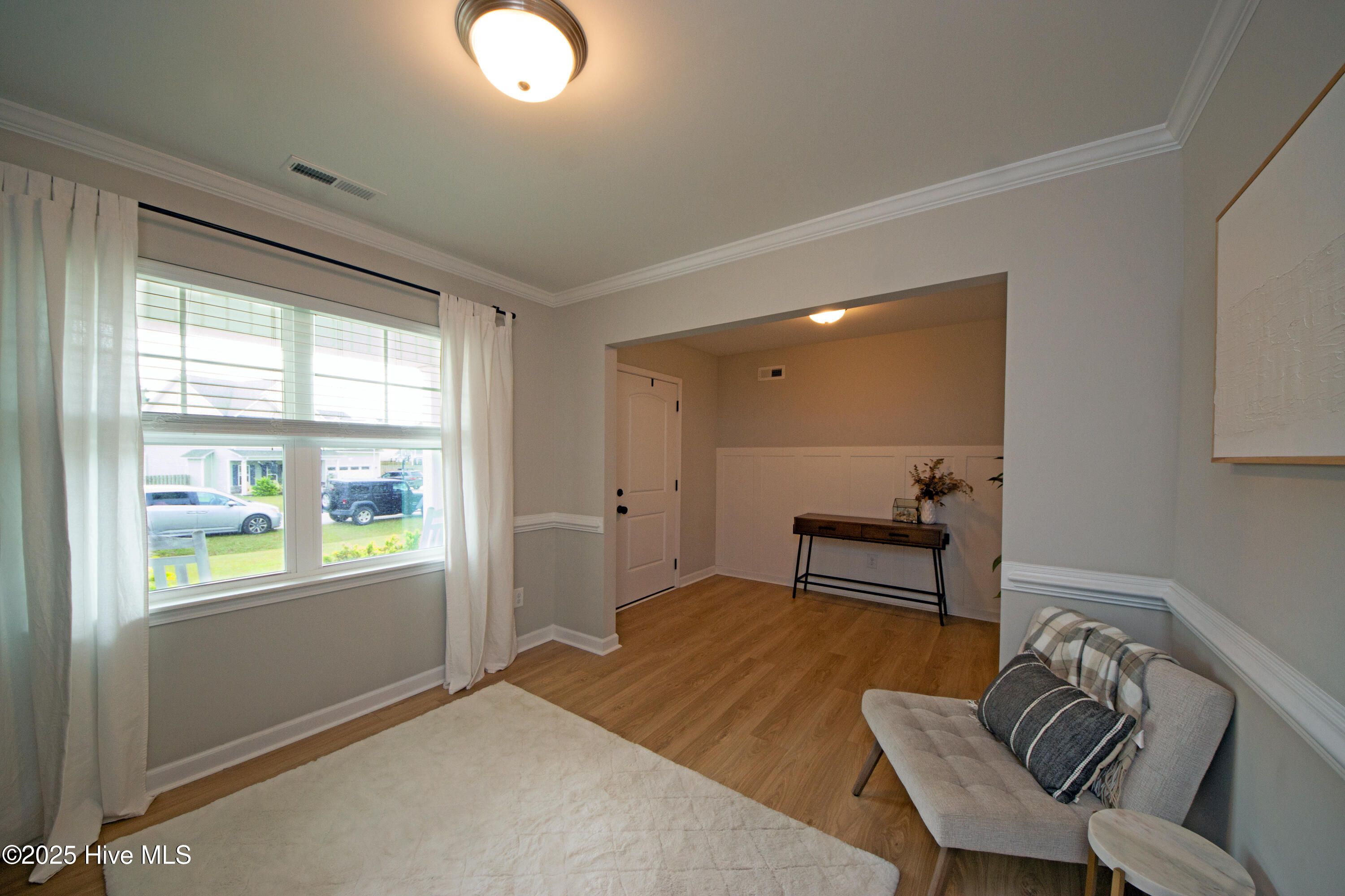 100539129 | Photo 11