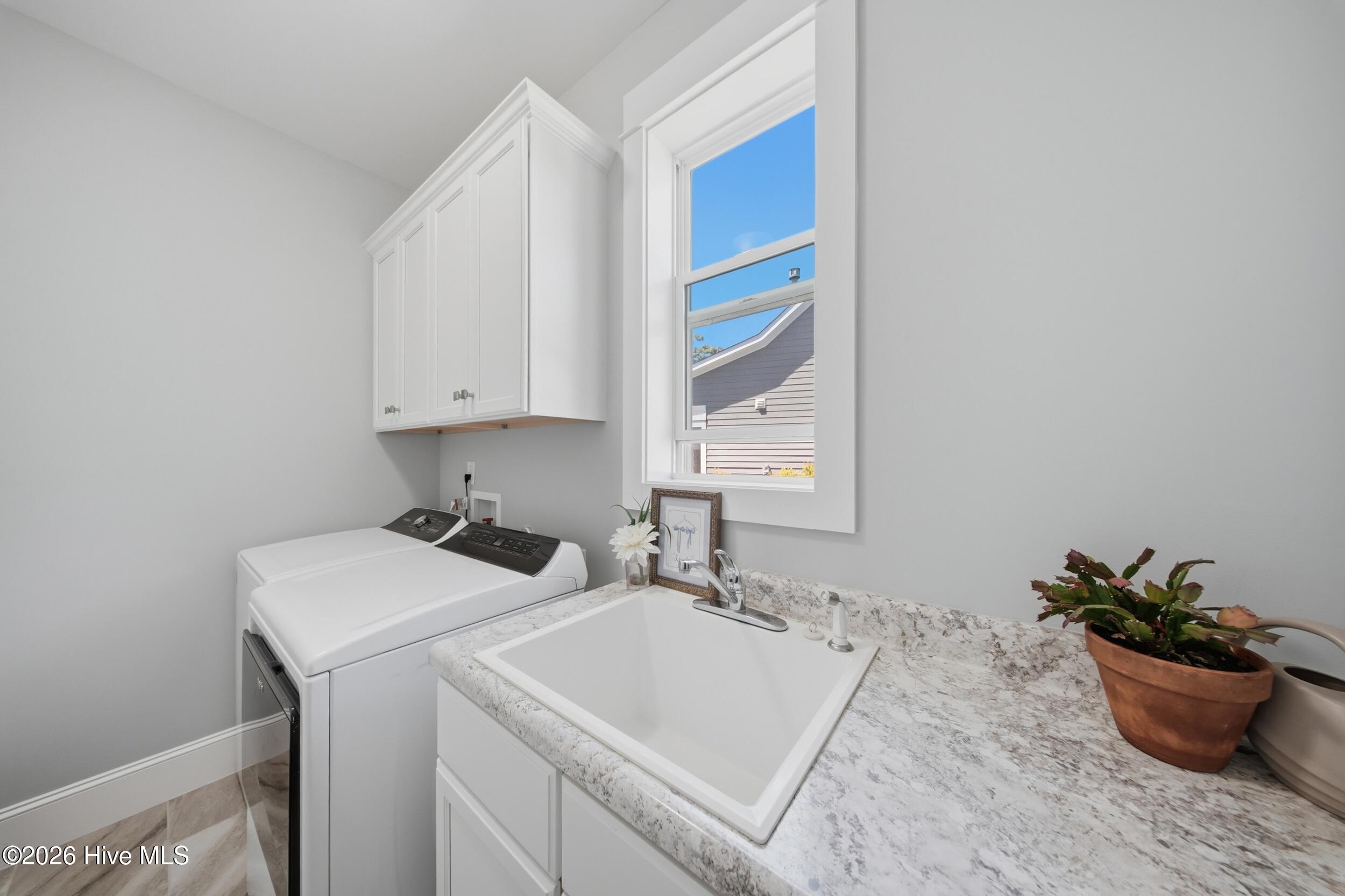 100567823 | Photo 59