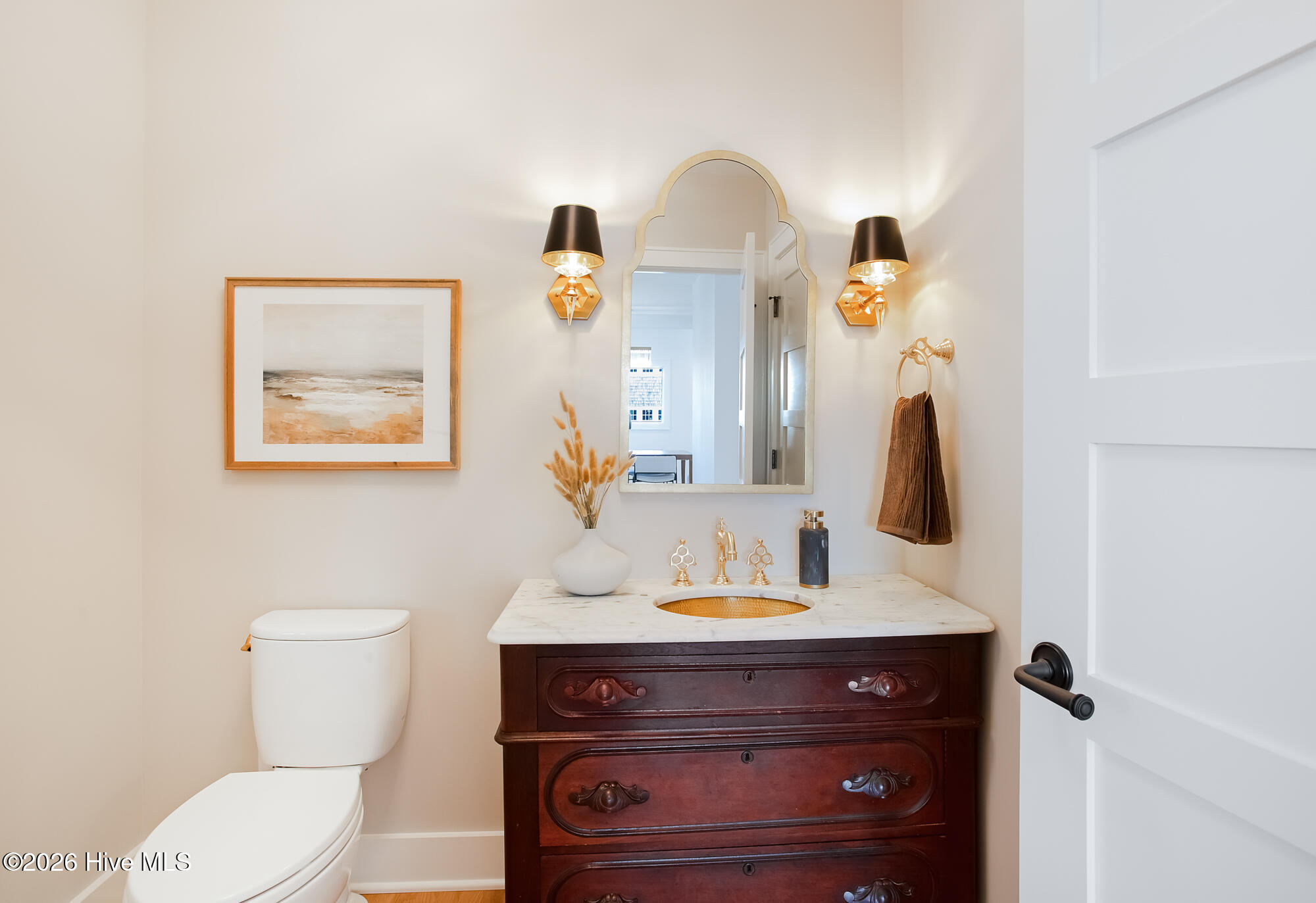 100550703 | Photo 29