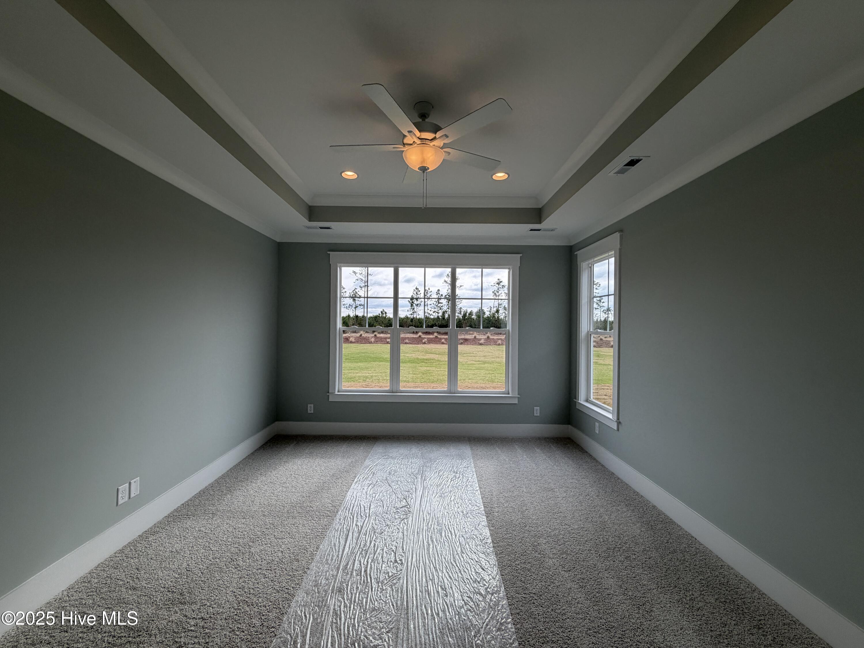 100531955 | Photo 25