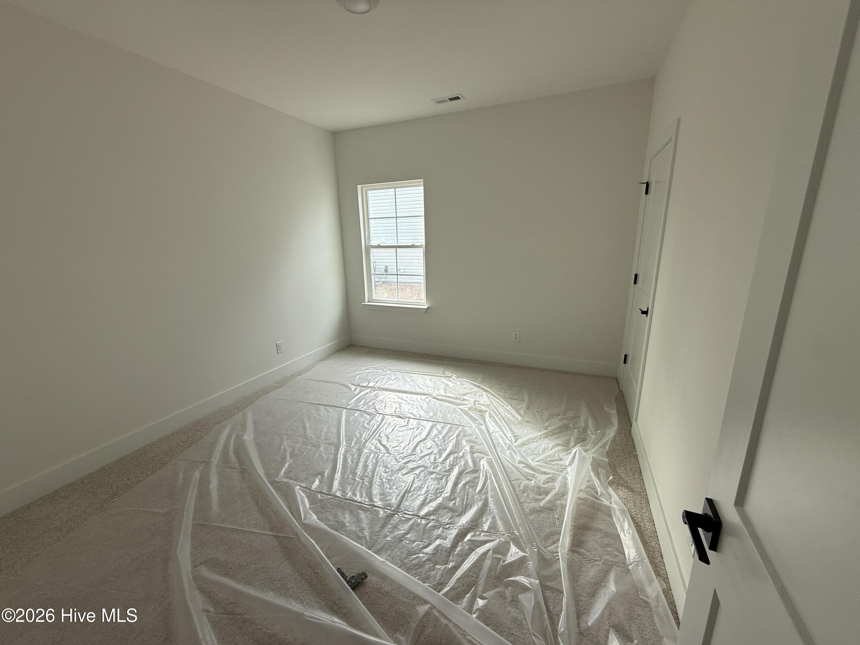 100546686 | Photo 10