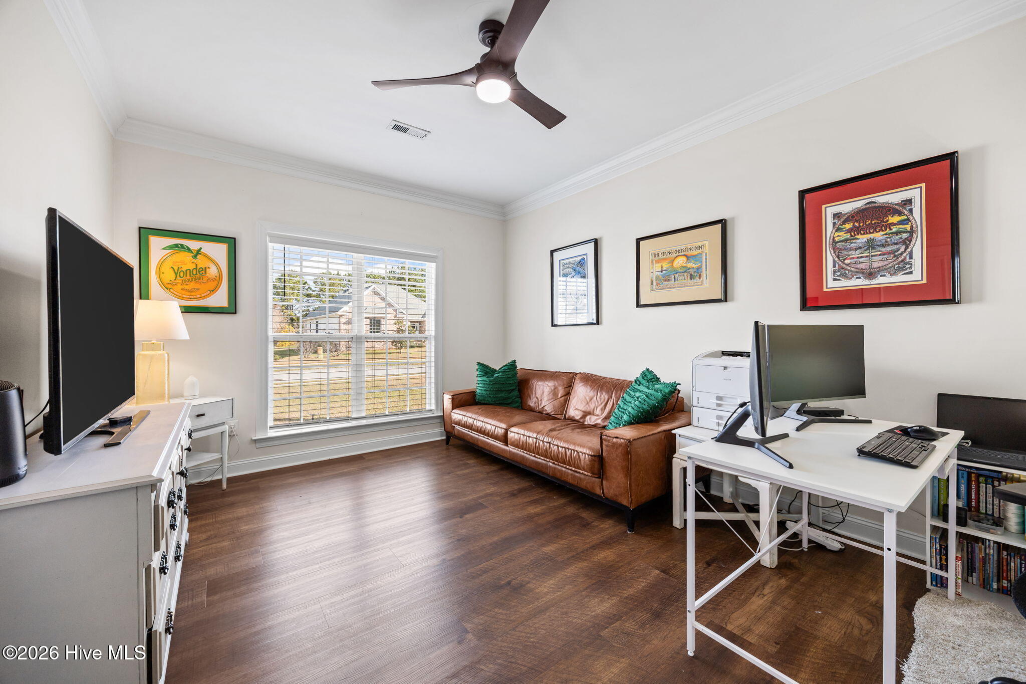 100558969 | Photo 21