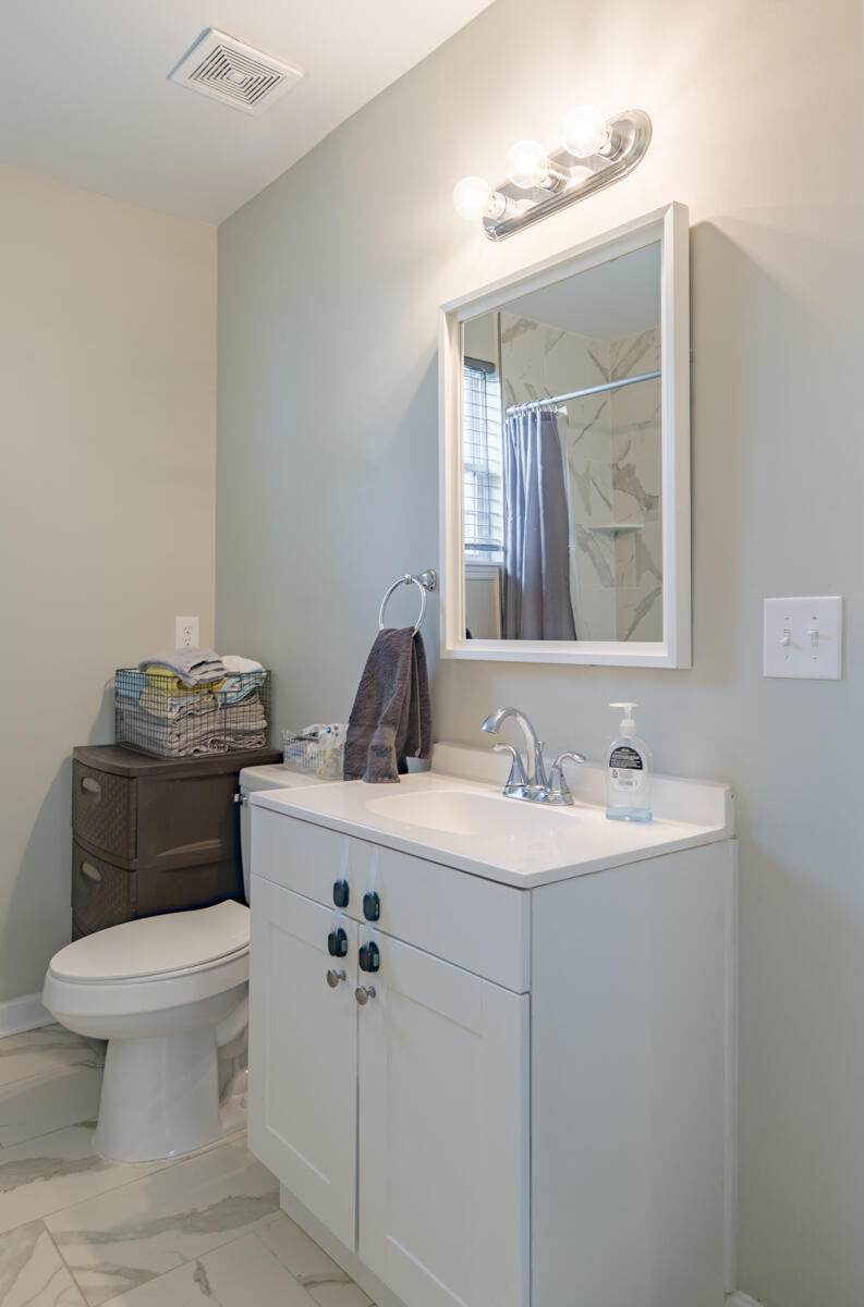 1877 Bath 1 WEB