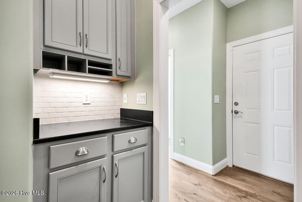 100558721 | Photo 17