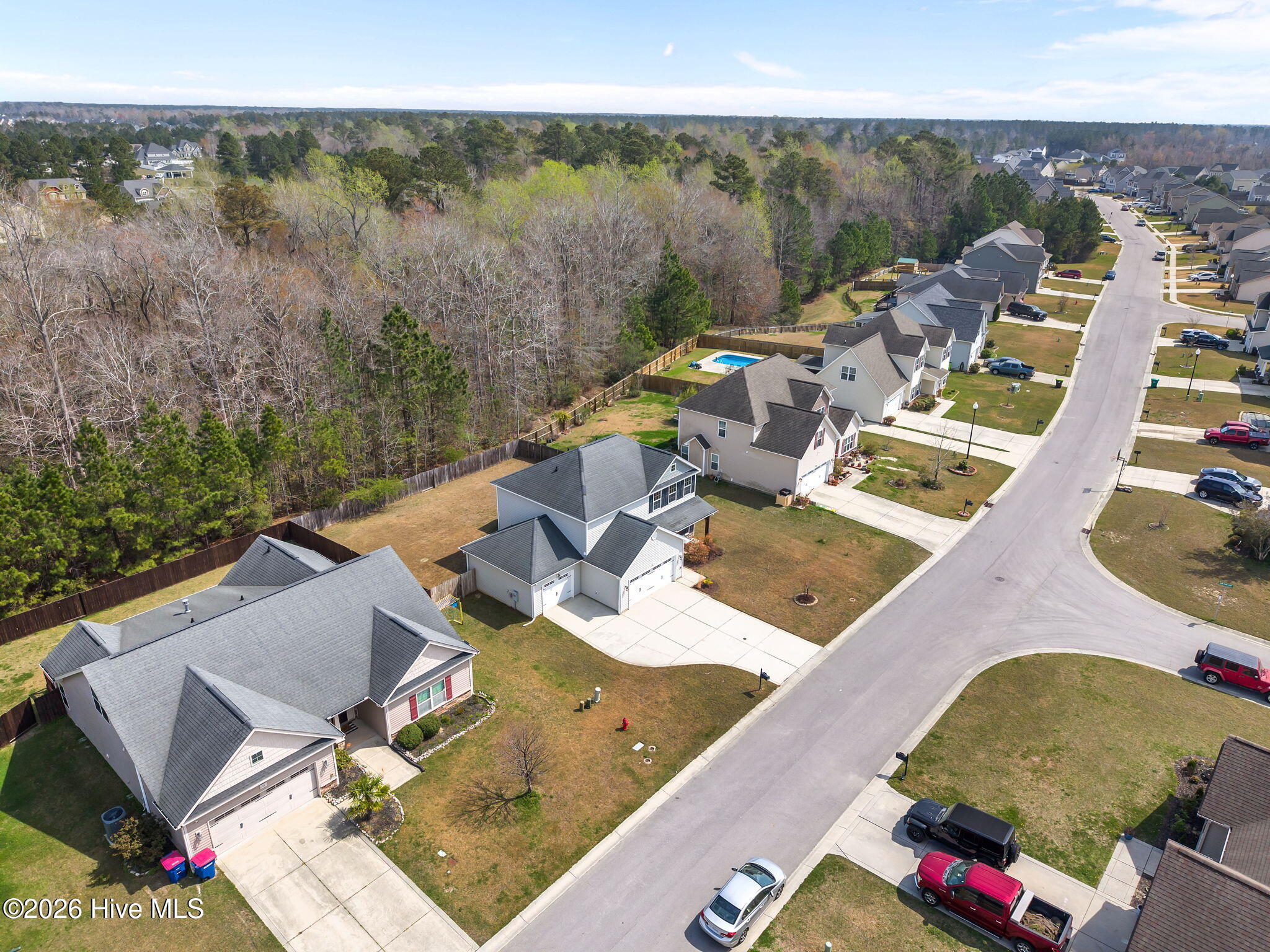 100562317 | Photo 50