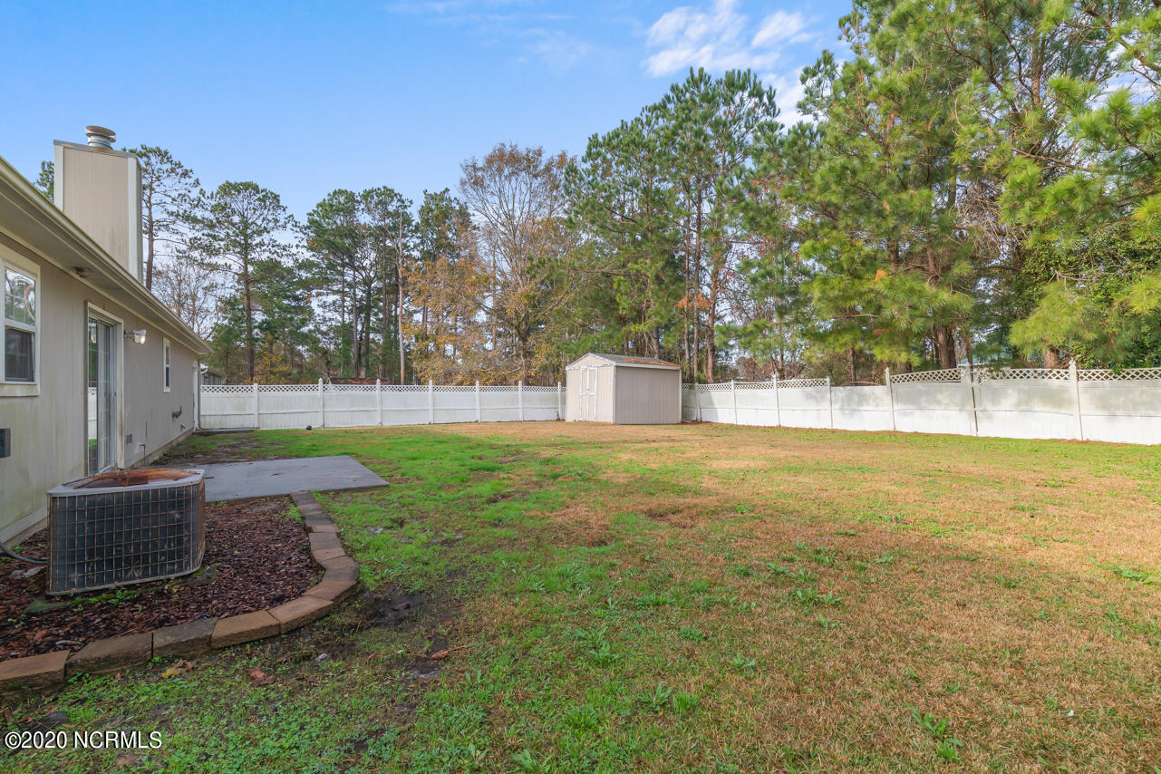 100561714 | Photo 15