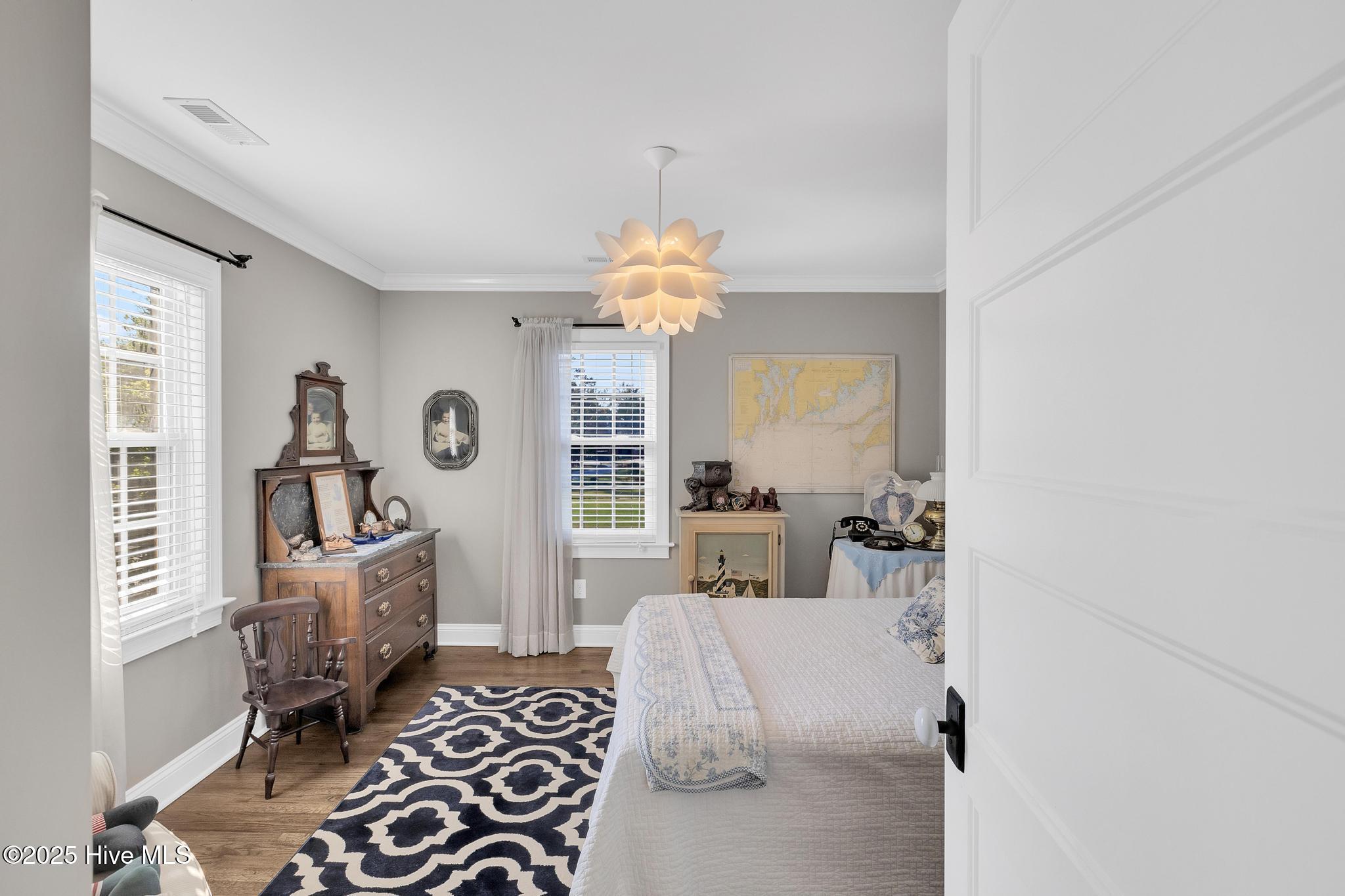 100527249 | Photo 50