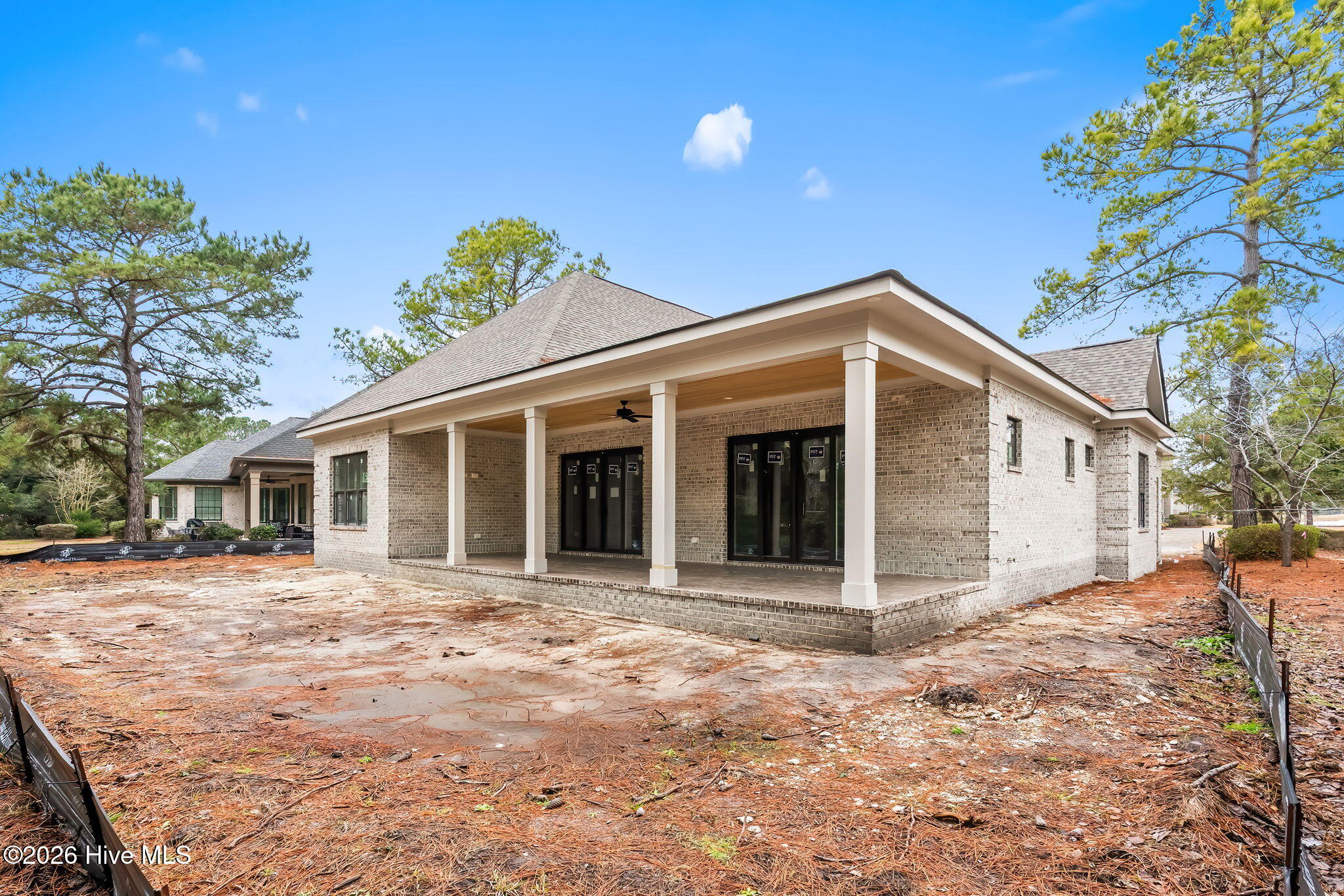 100525110 | Photo 21