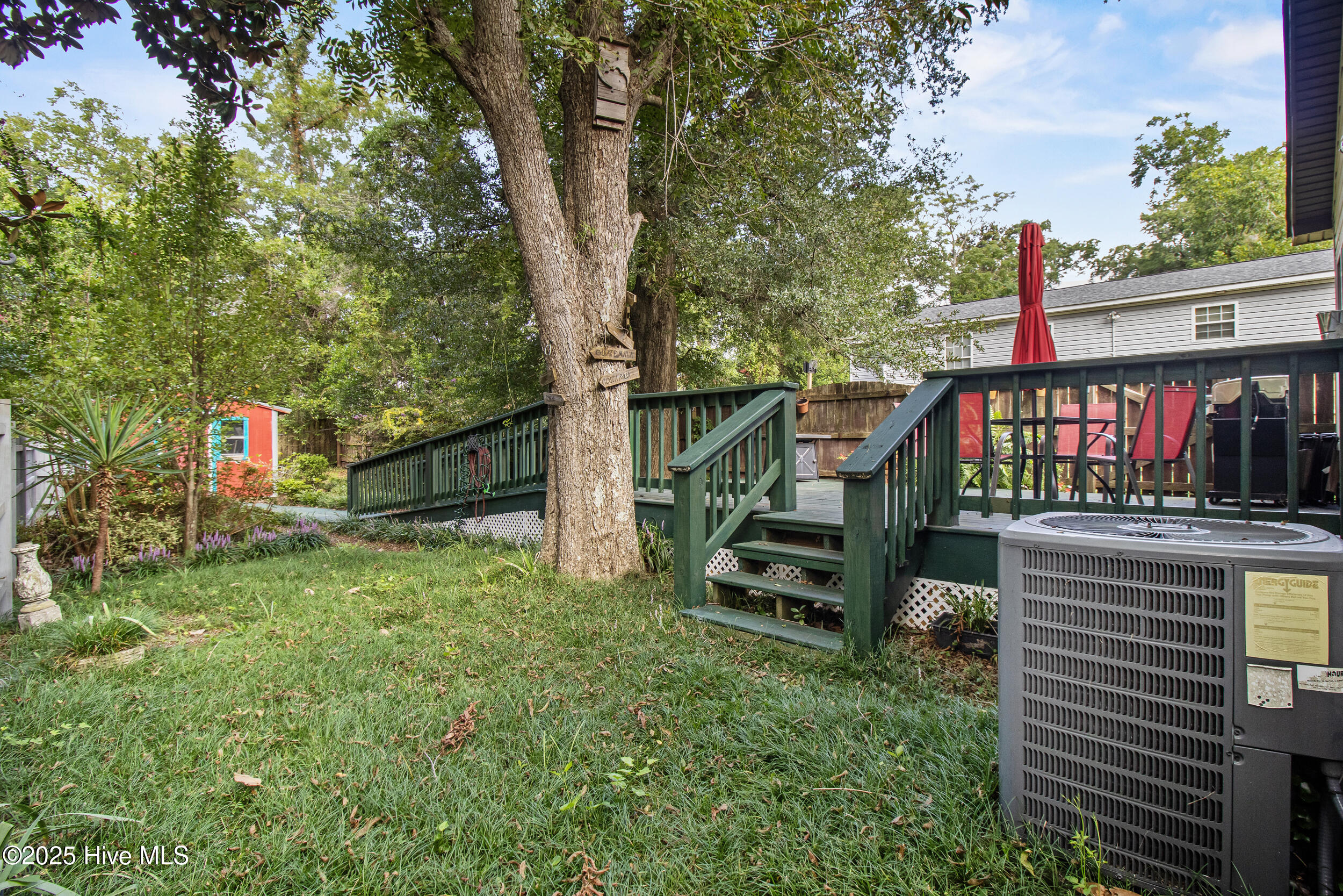 100528550 | Photo 51