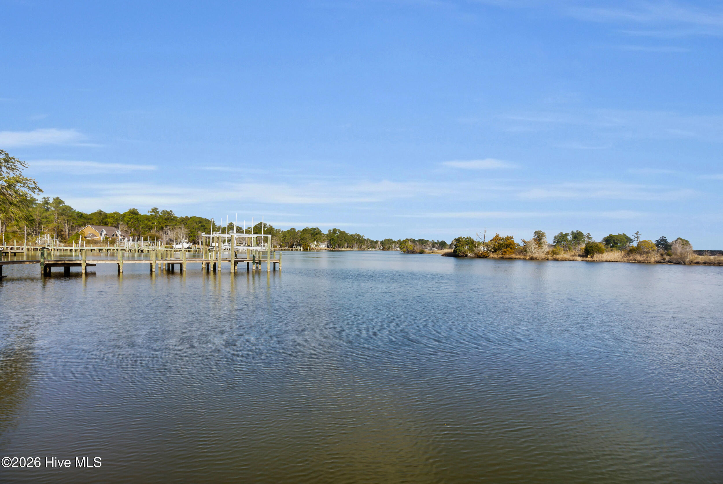 61 Spinnaker Point Road N, Oriental, NC, 28571