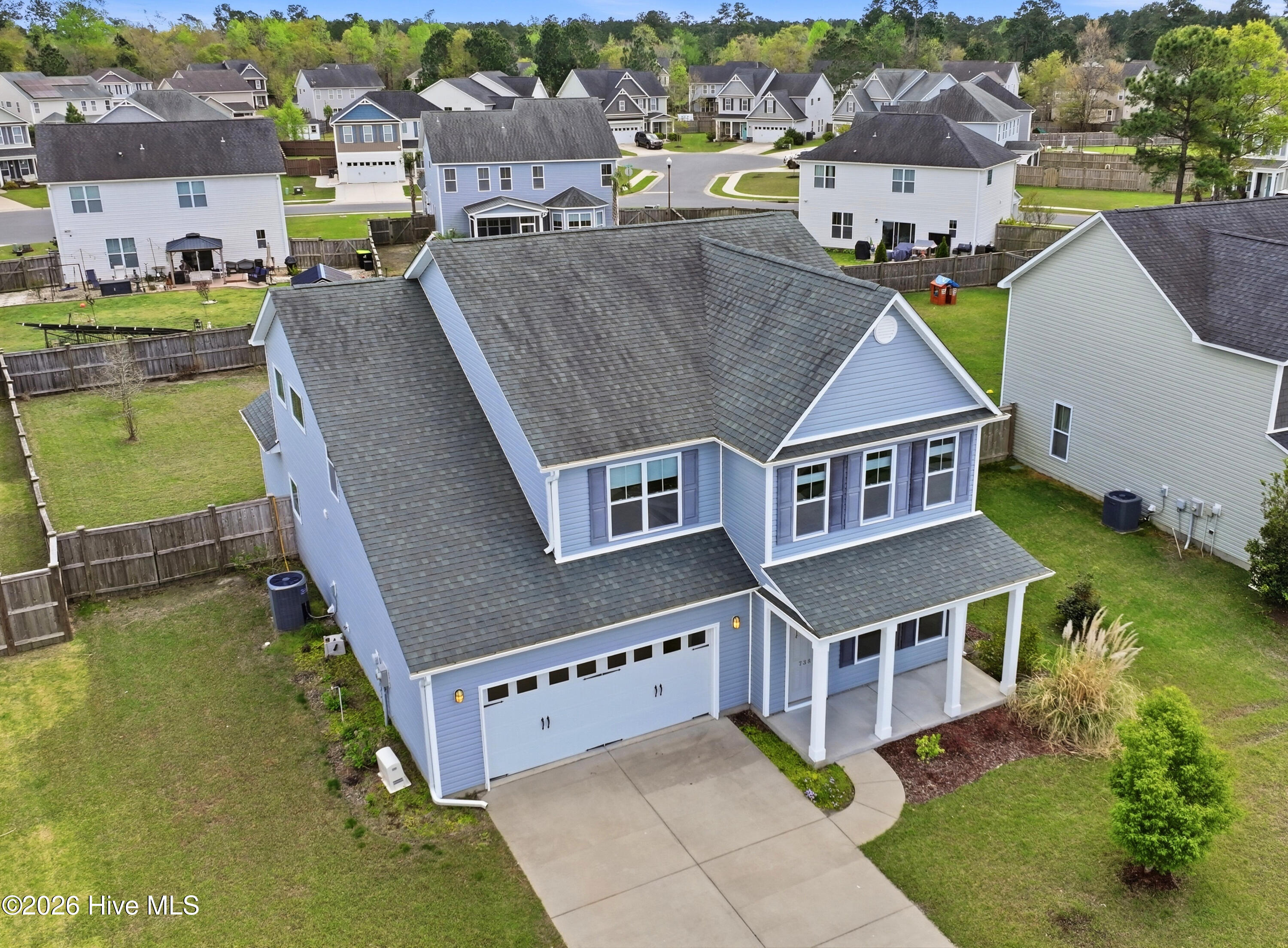 100563104 | Photo 45