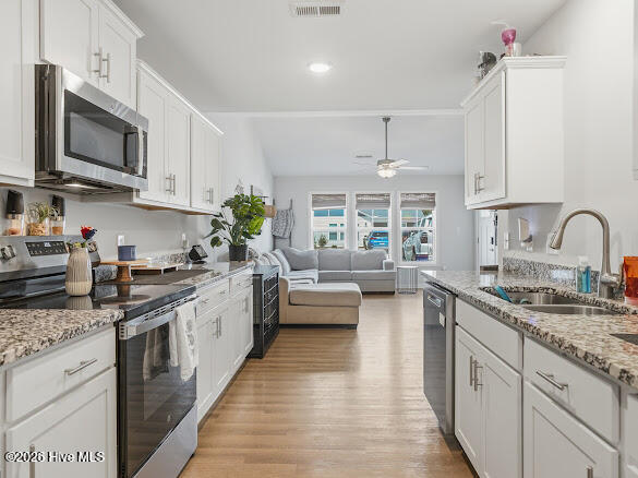 710 Discovery Cove,Newport