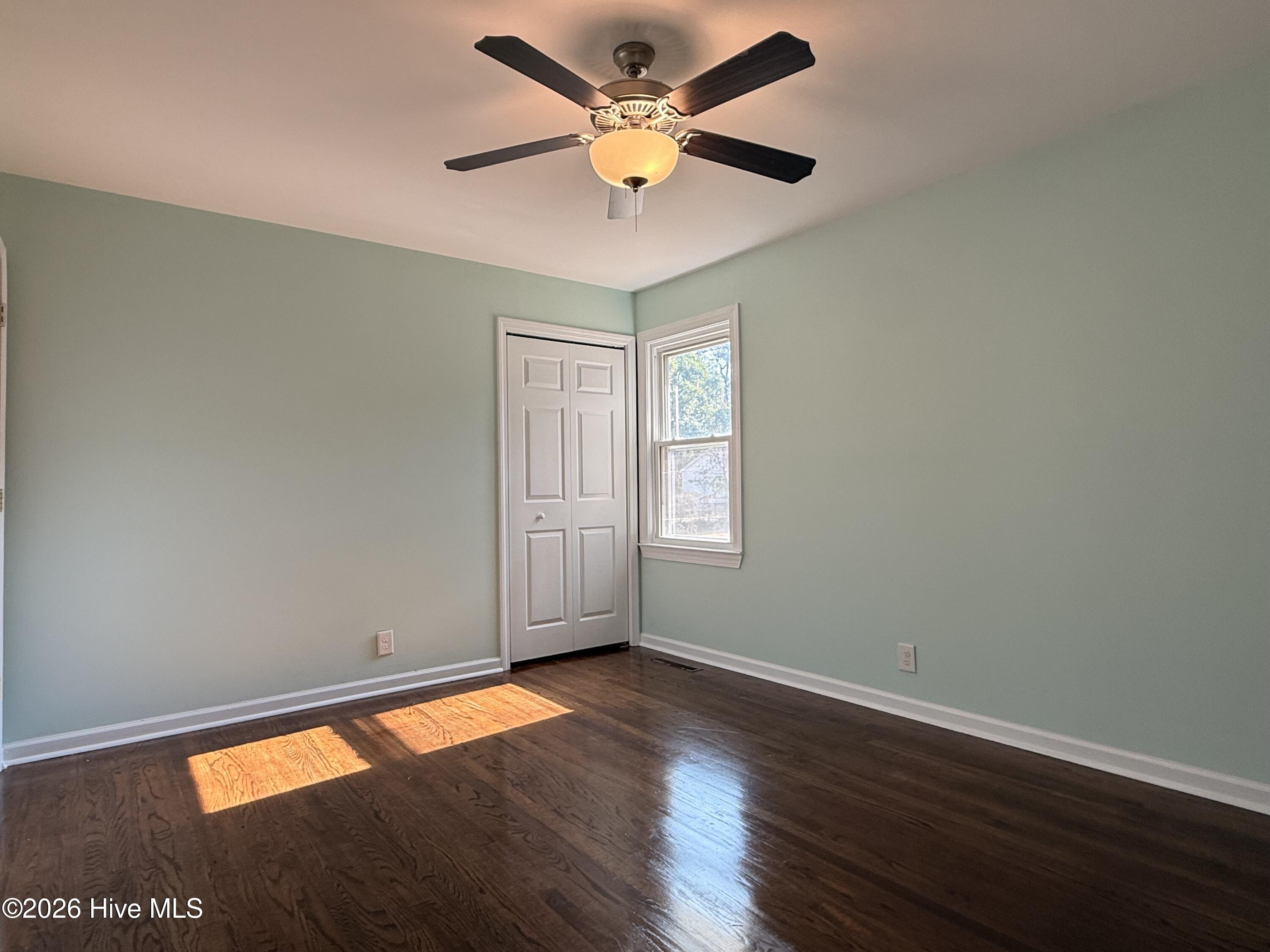 100548164 | Photo 24