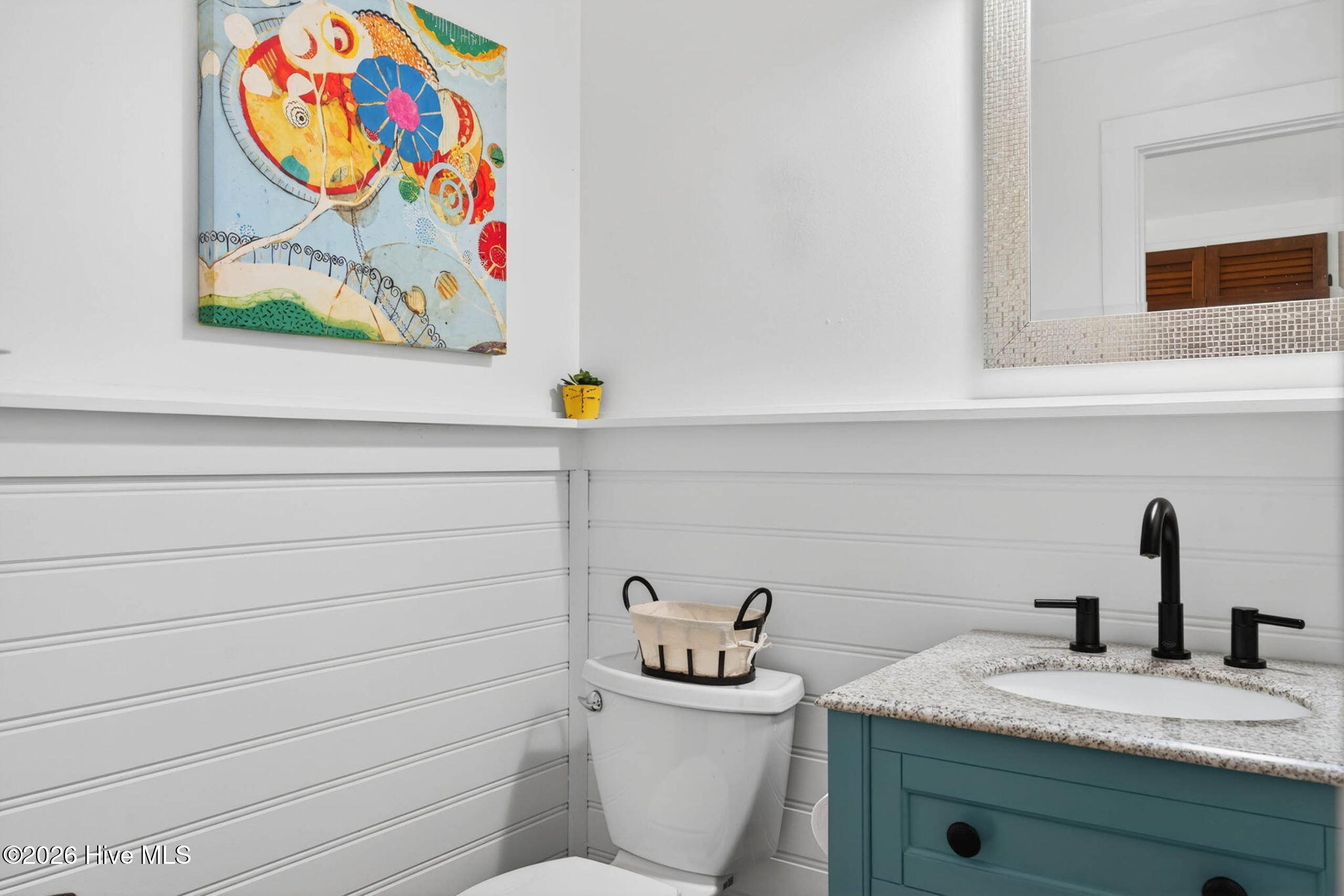 100568923 | Photo 27