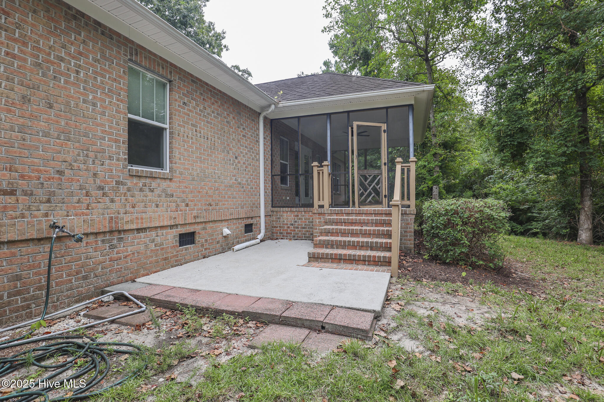 100530782 | Photo 54