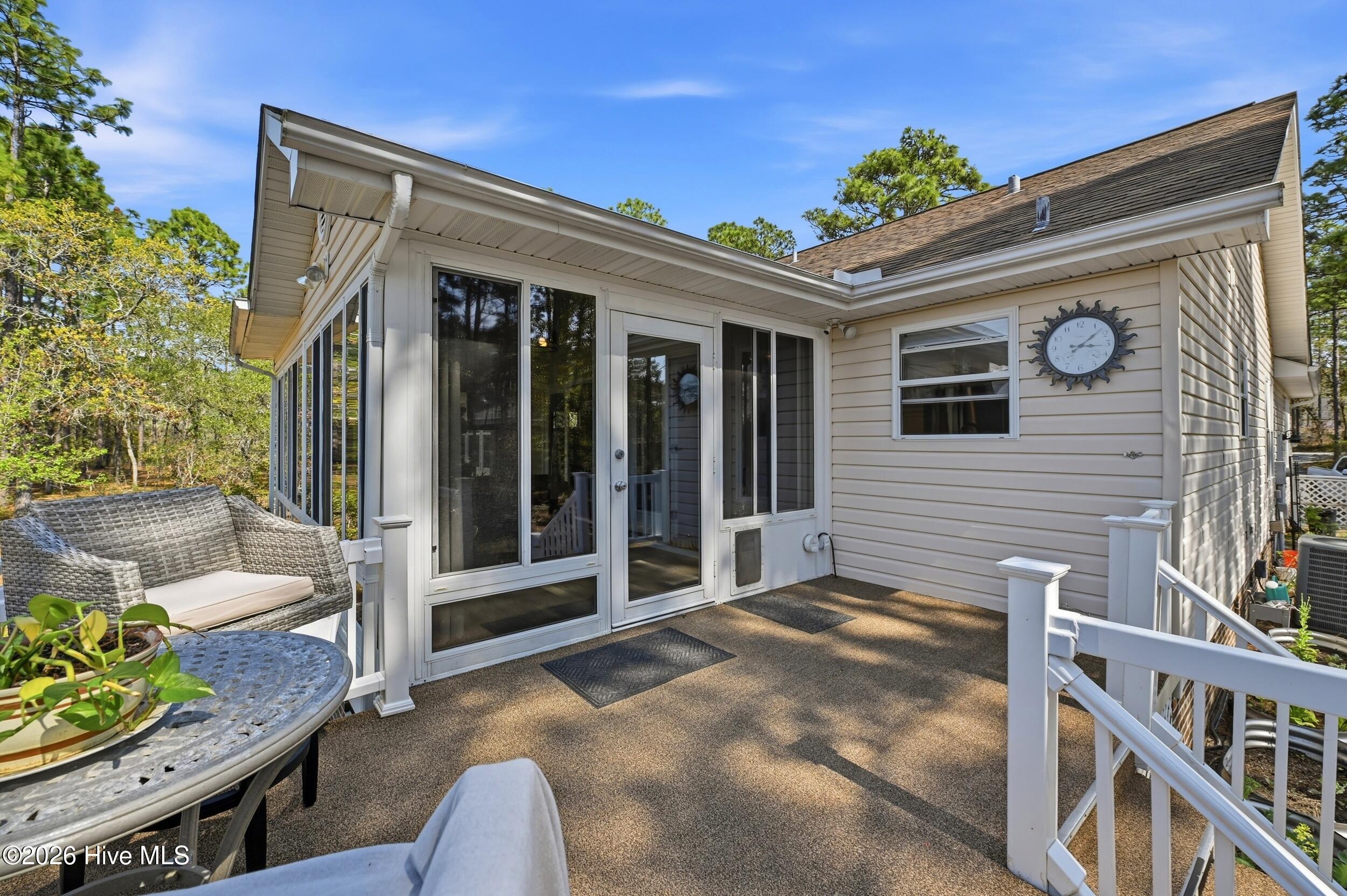 100565699 | Photo 29