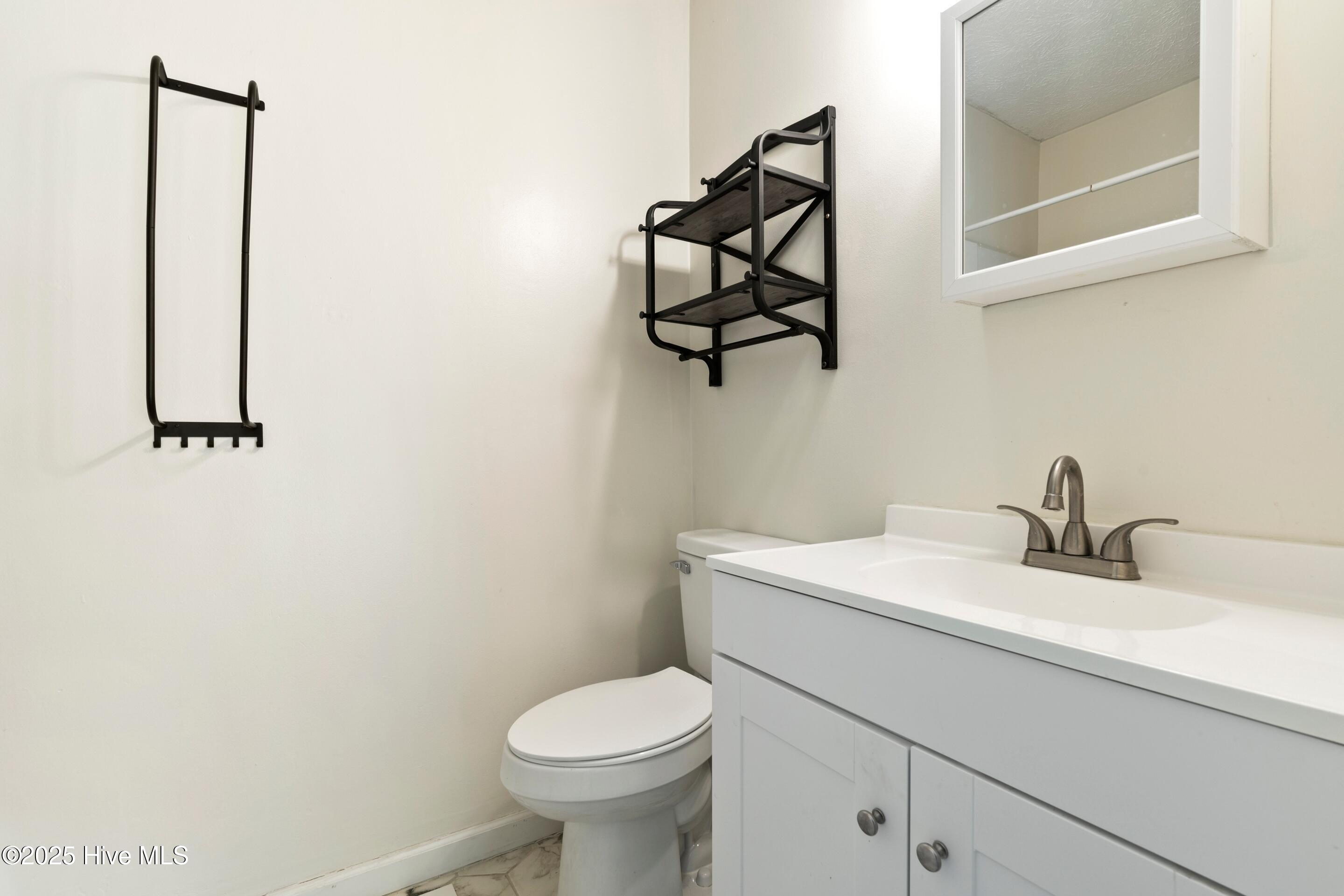 100517492 | Photo 34