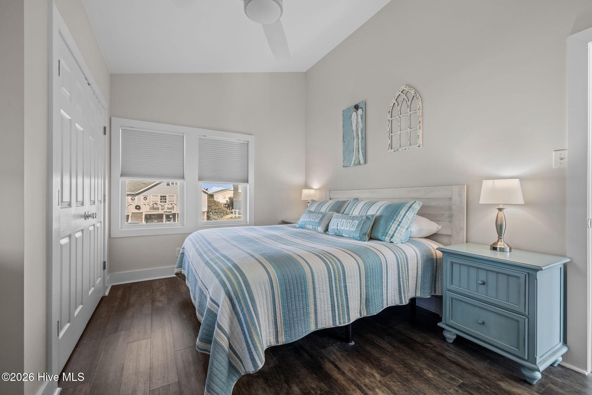 100552483 | Photo 15