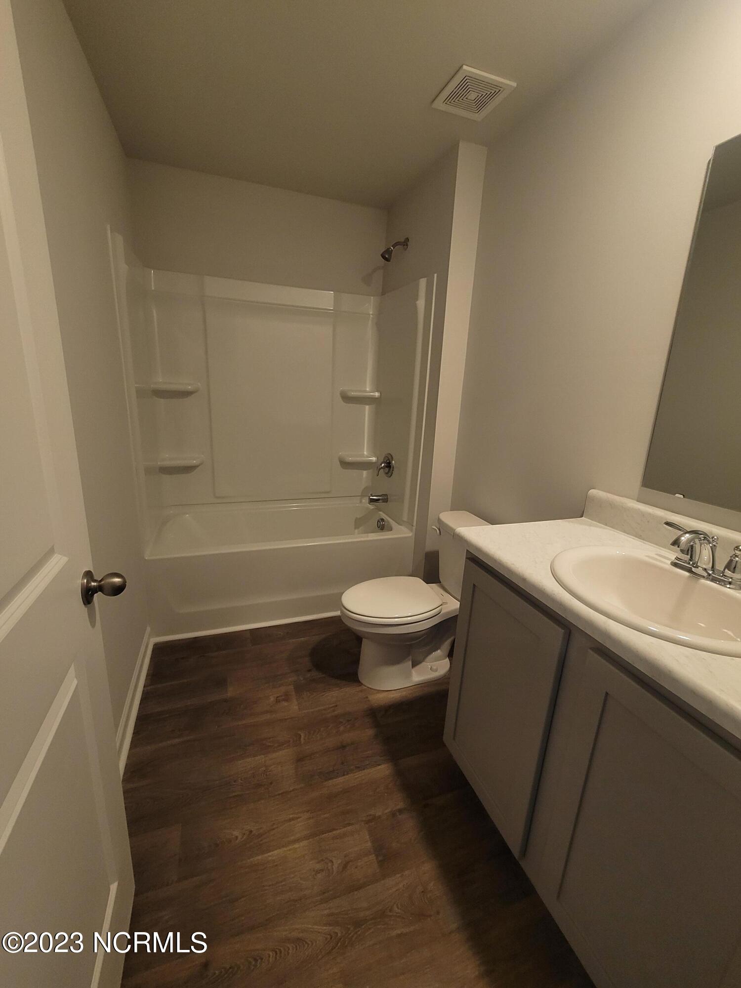 100556788 | Photo 12