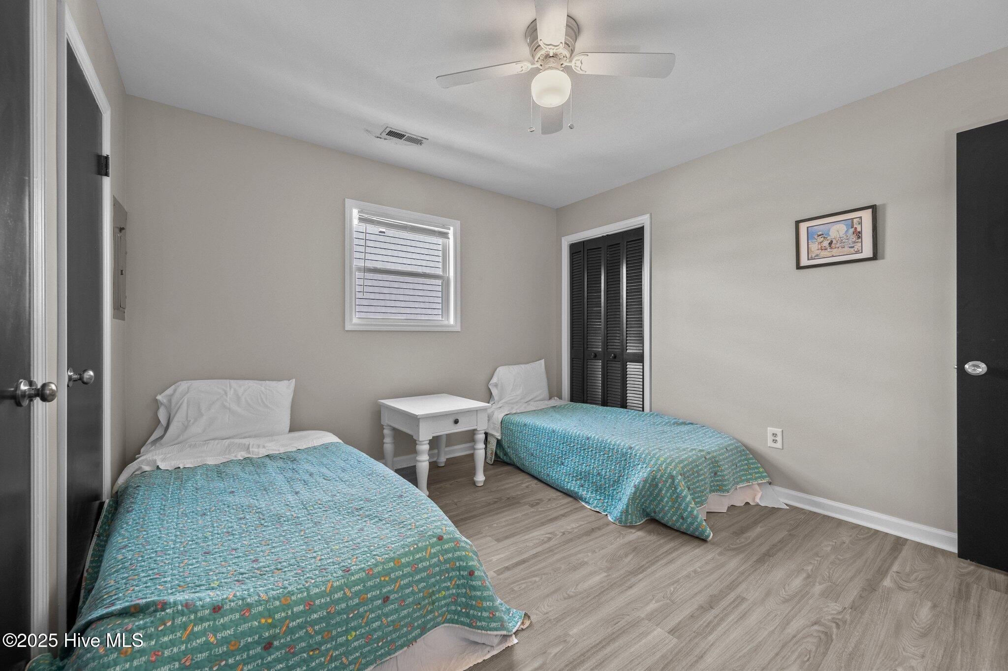 100501039 | Photo 12