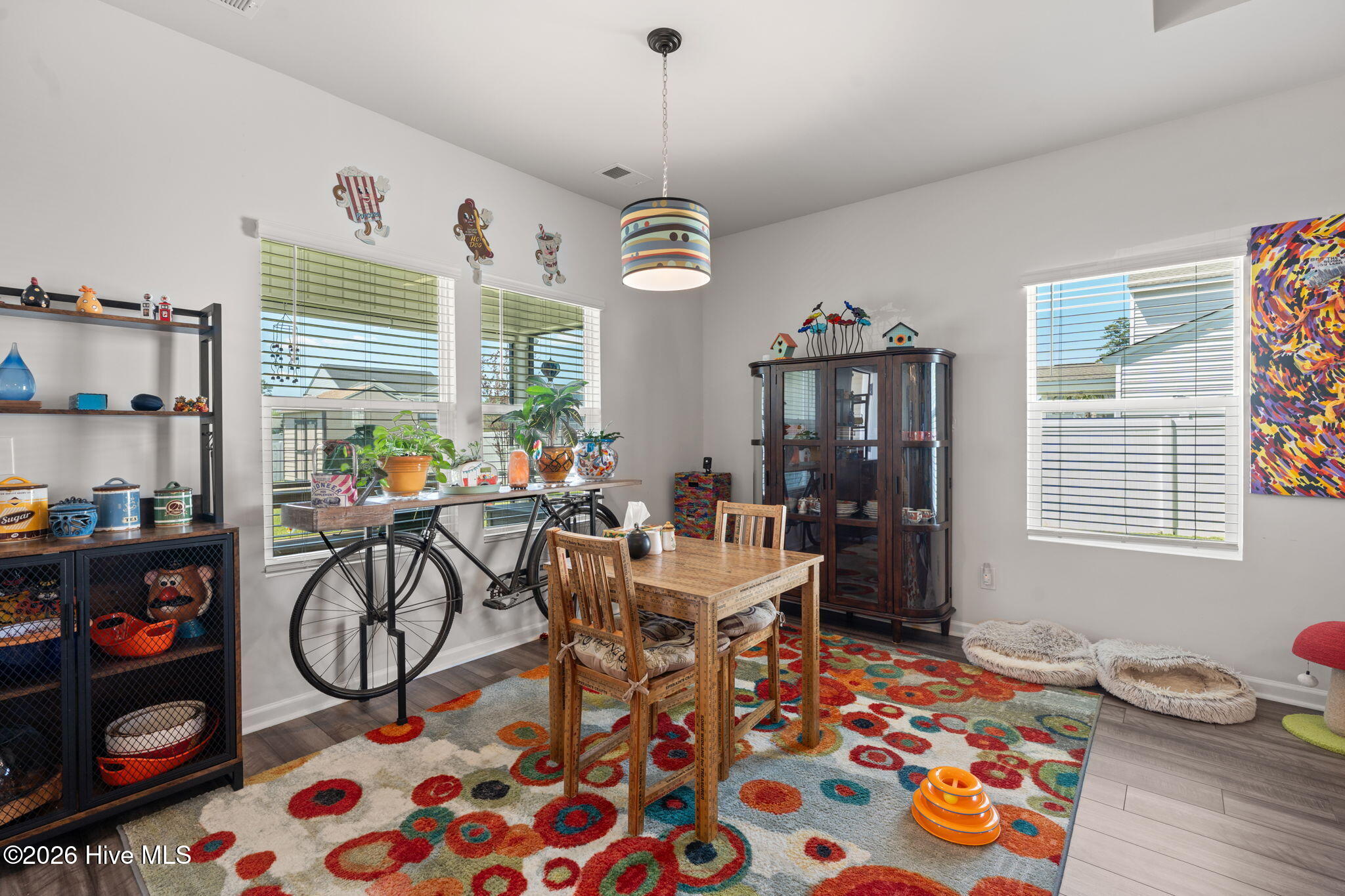 100567205 | Photo 10