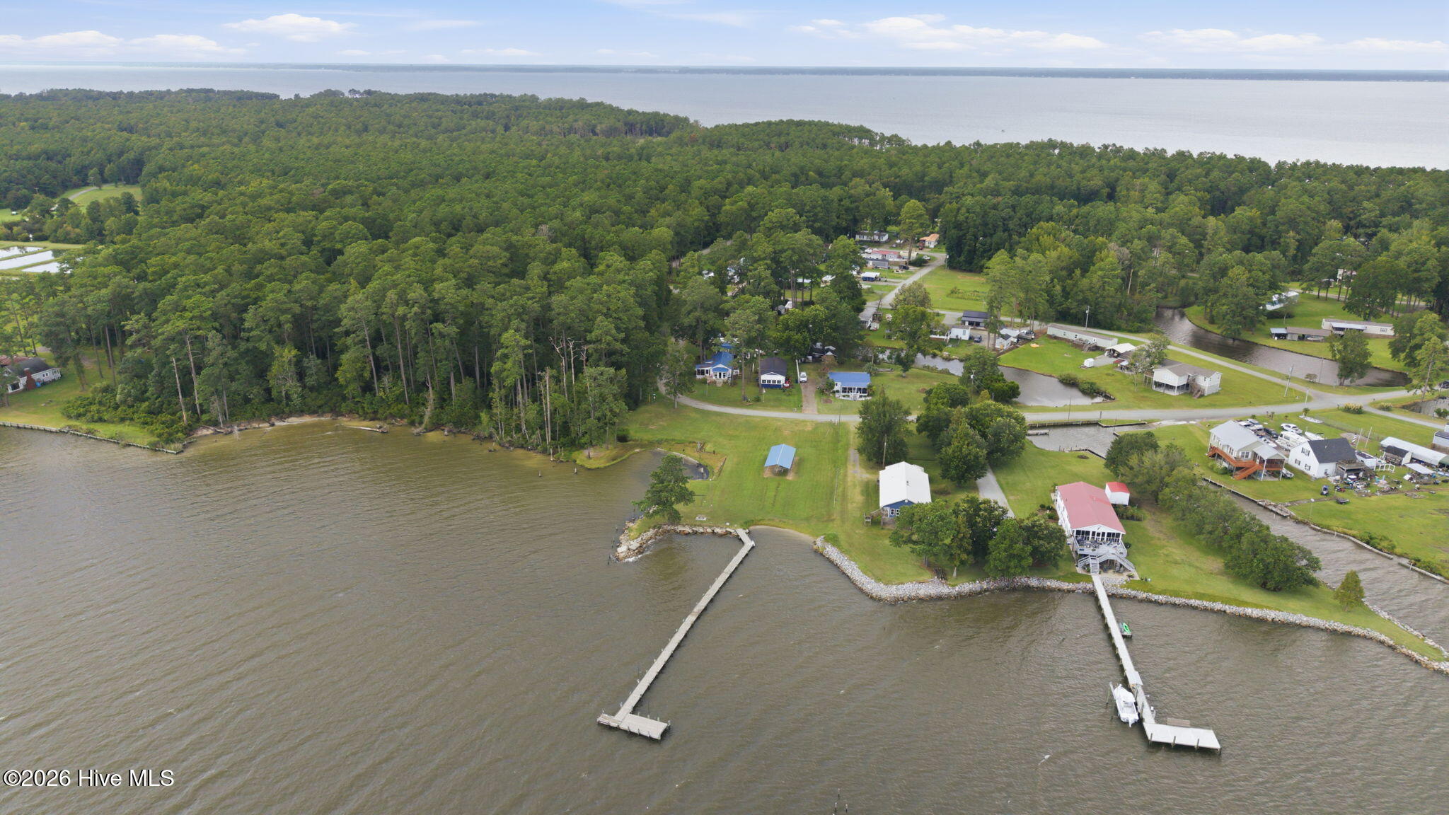 Community Waterfront Lot & Pier