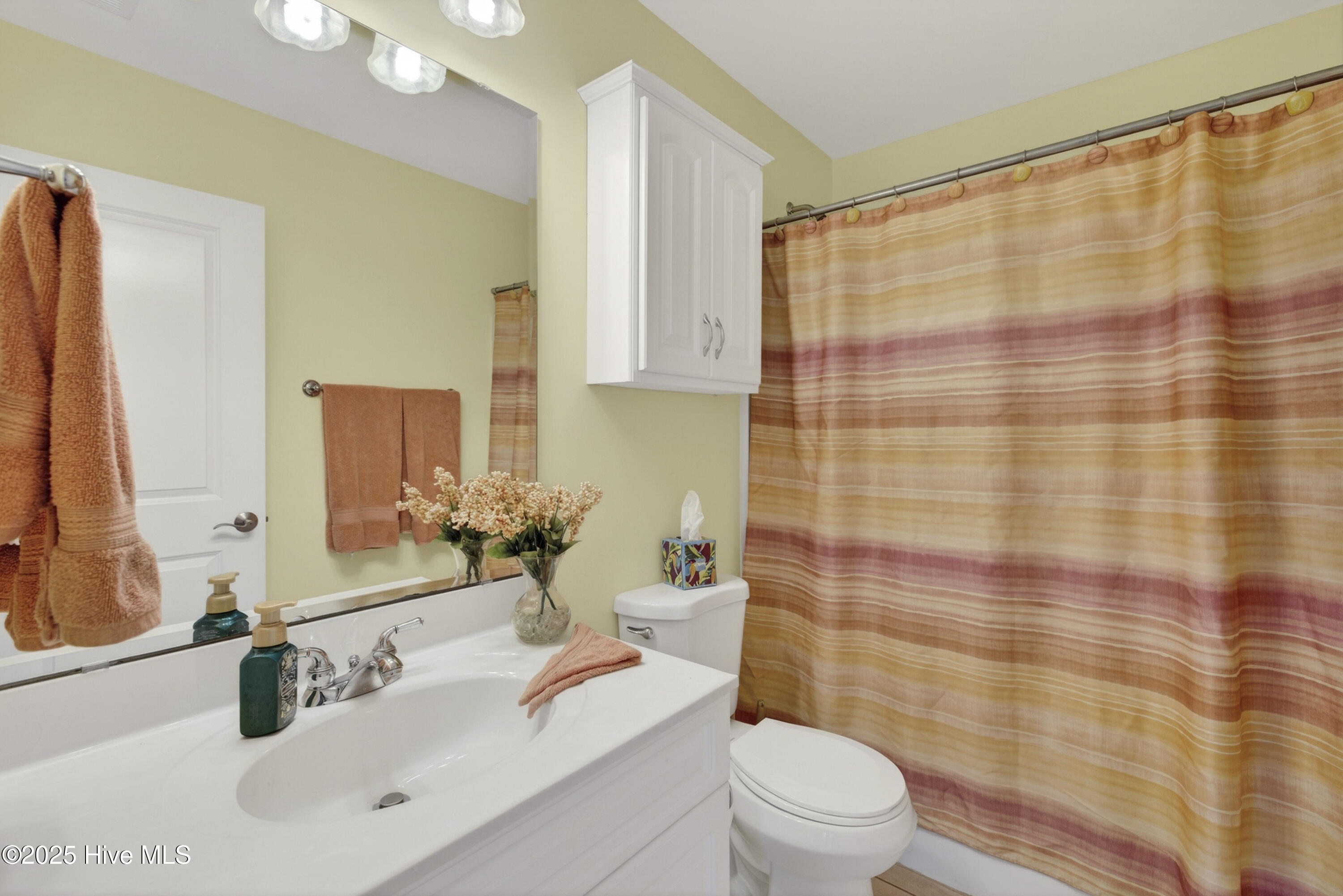 100550150 | Photo 17