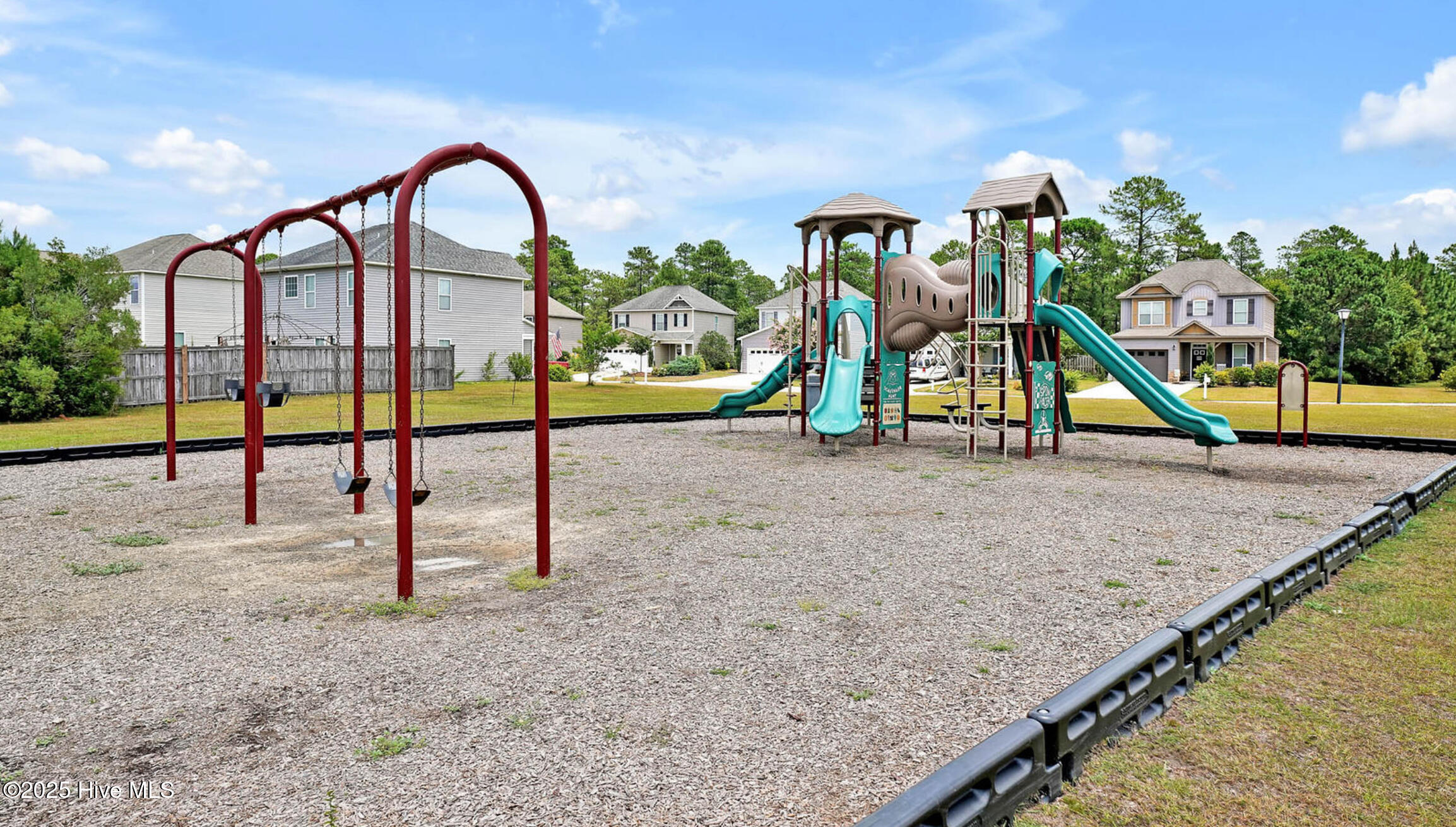 100547163 | Photo 46