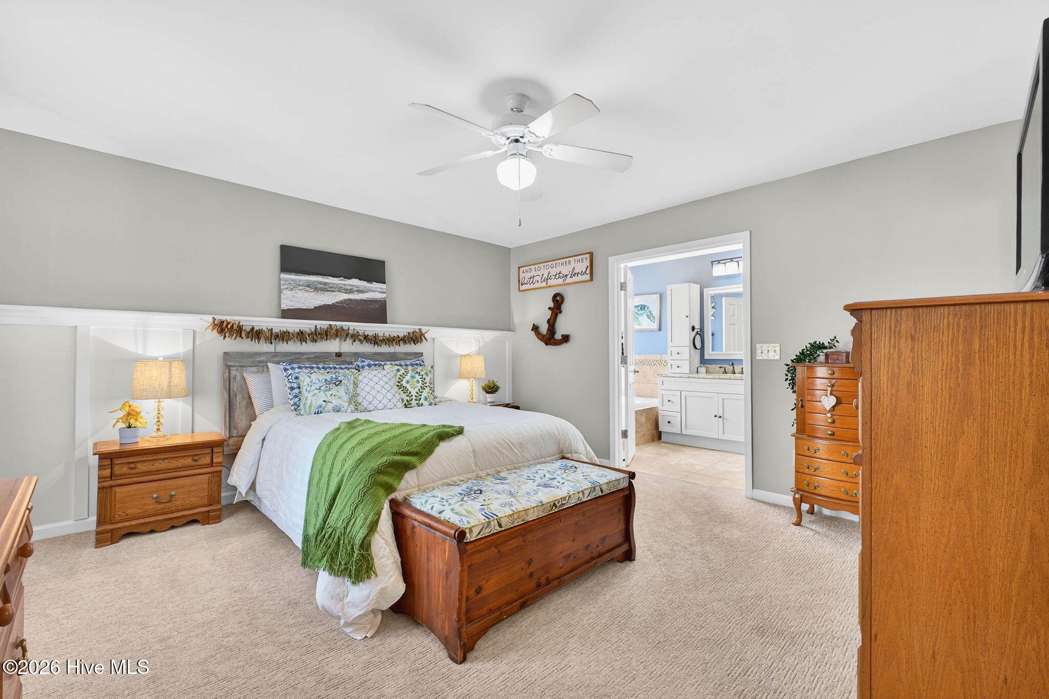 100562589 | Photo 37