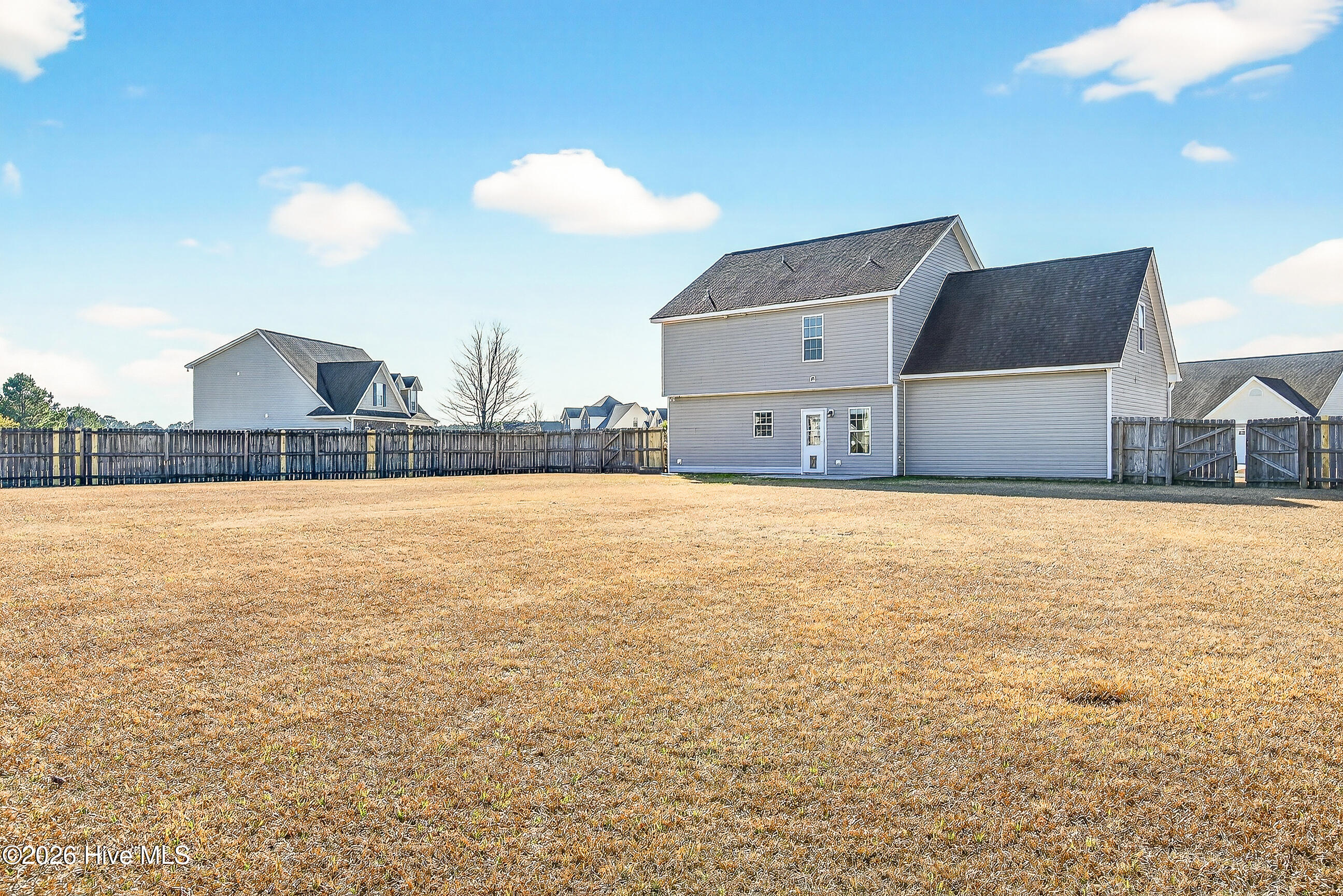 100547541 | Photo 31