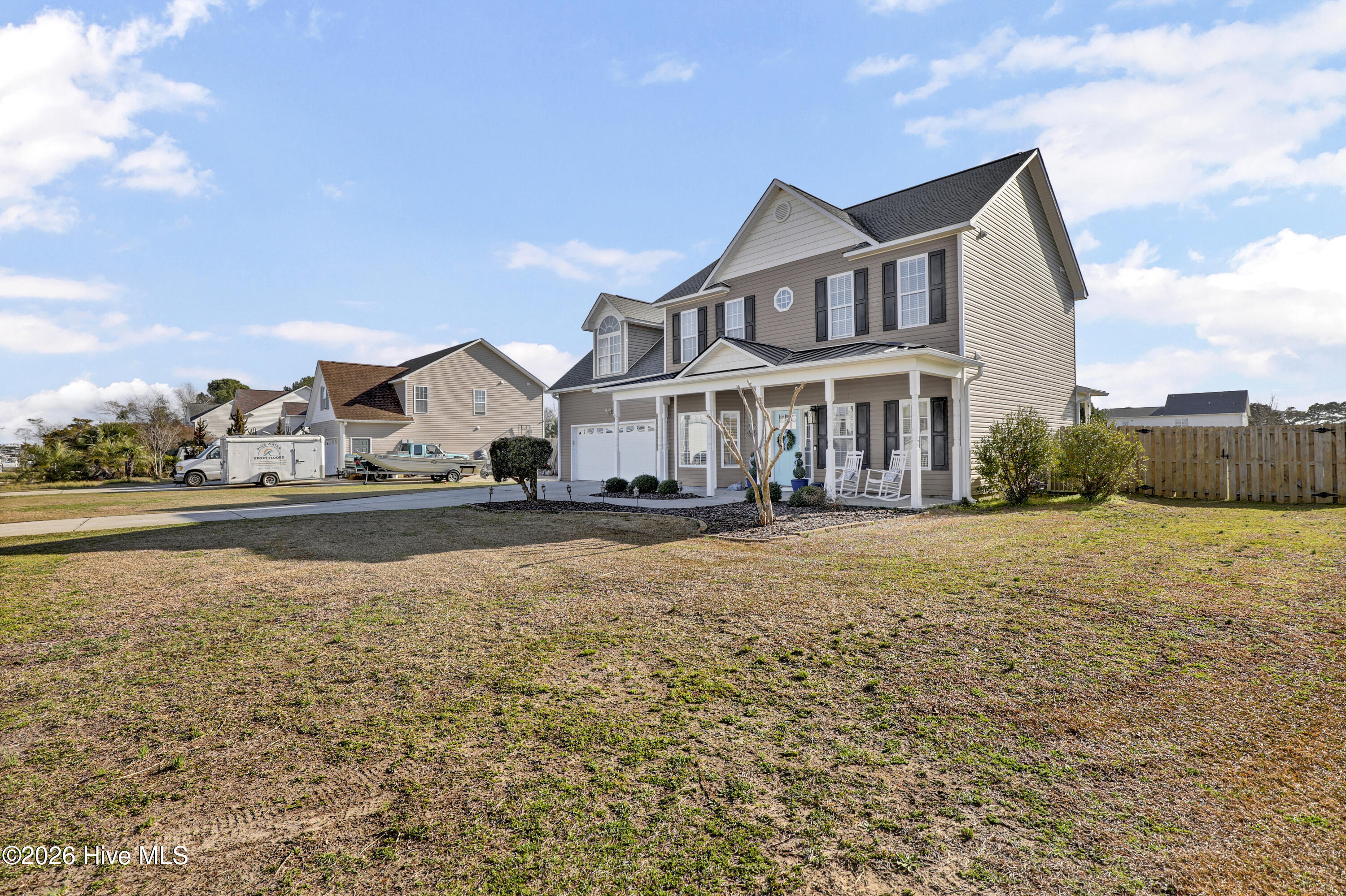 100558777 | Photo 32