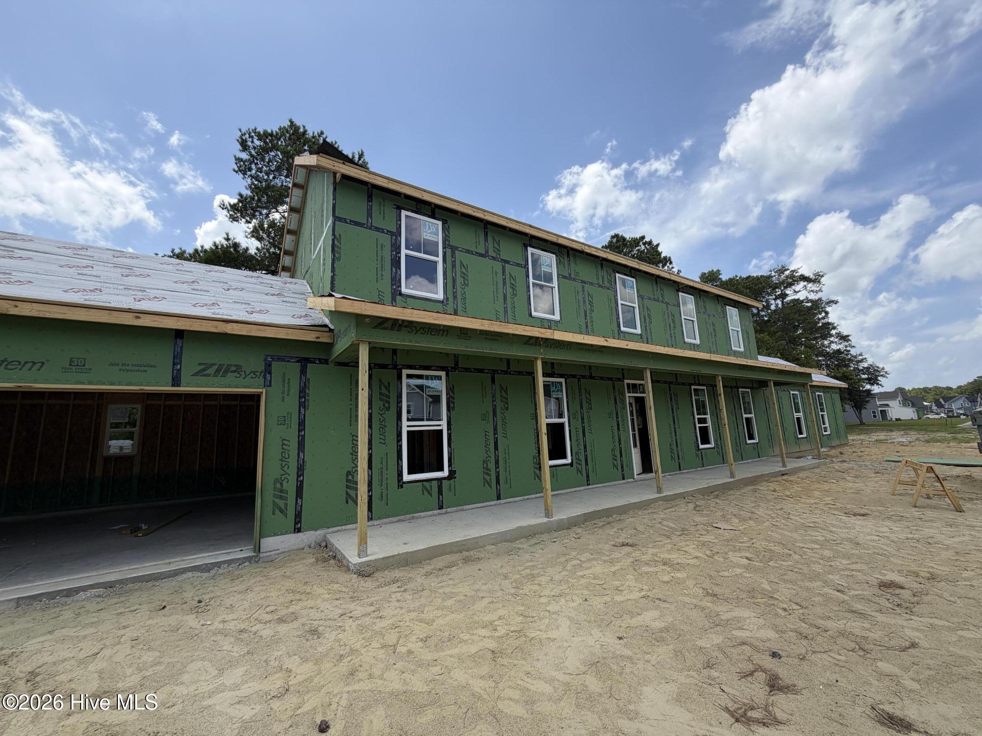 Exterior photo of 176 S Bandwheel Way, Hampstead, NC 28443. MLS: 100585467