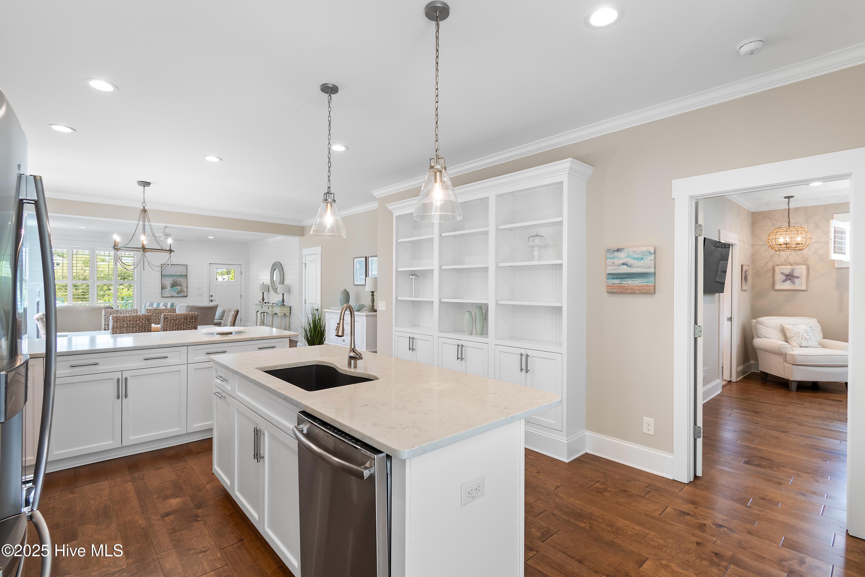 100521650 | Photo 20