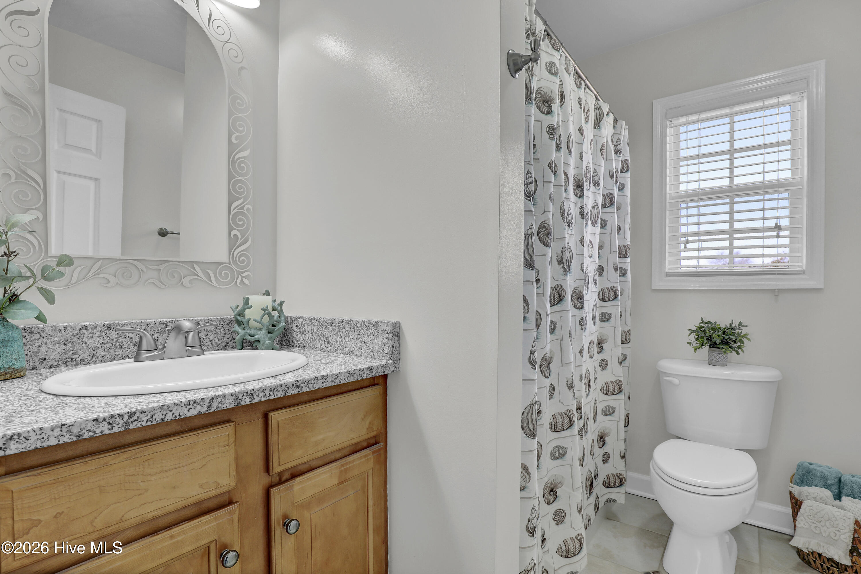 100561433 | Photo 20