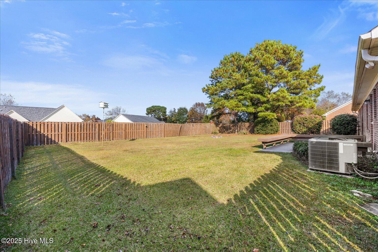 100540475 | Photo 31