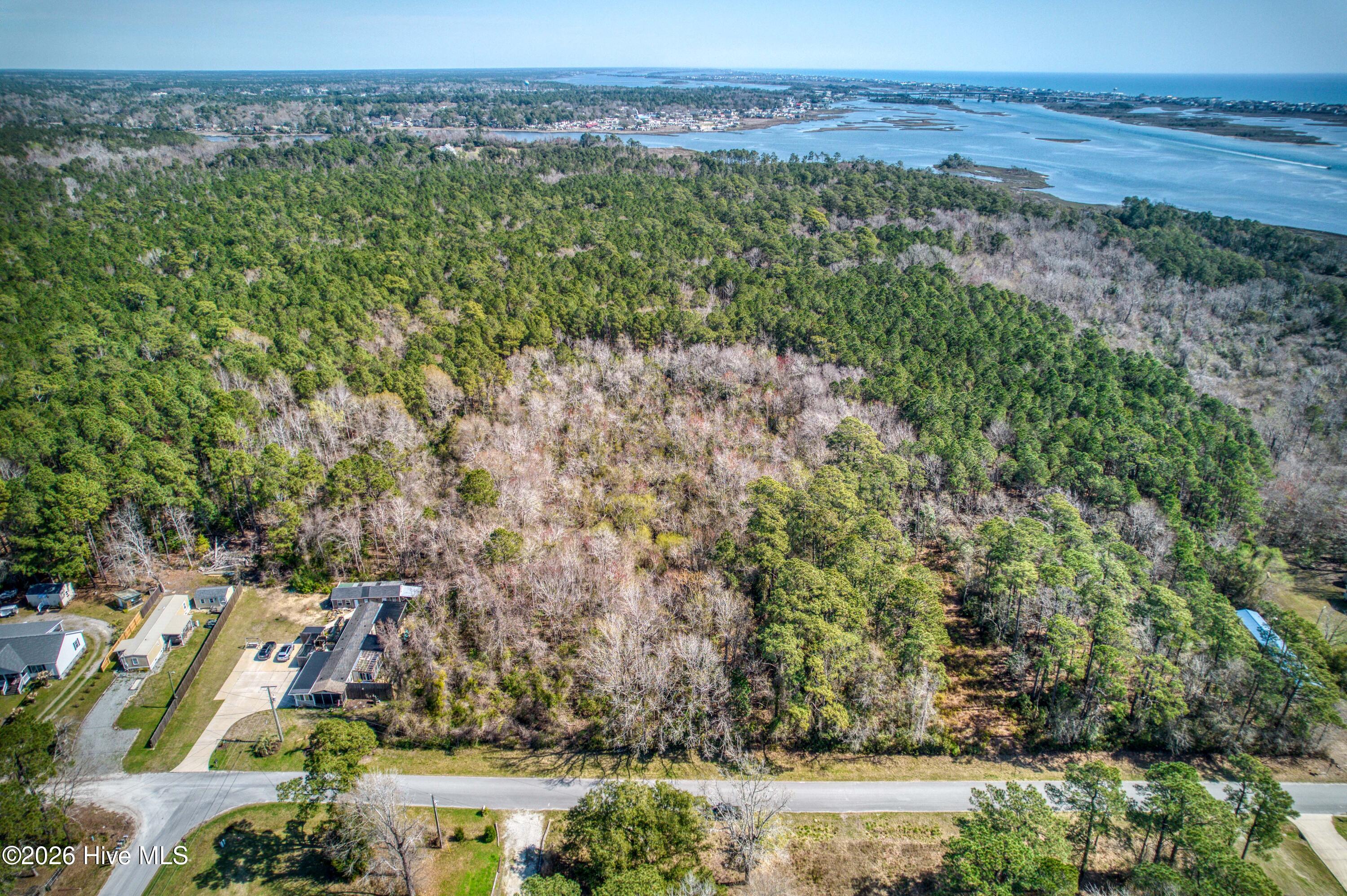 100560759 | Photo 13