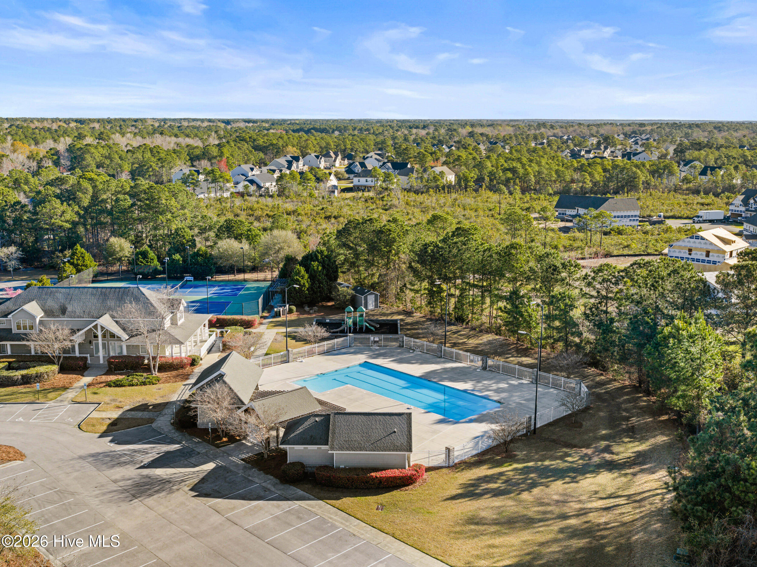 100565919 | Photo 67