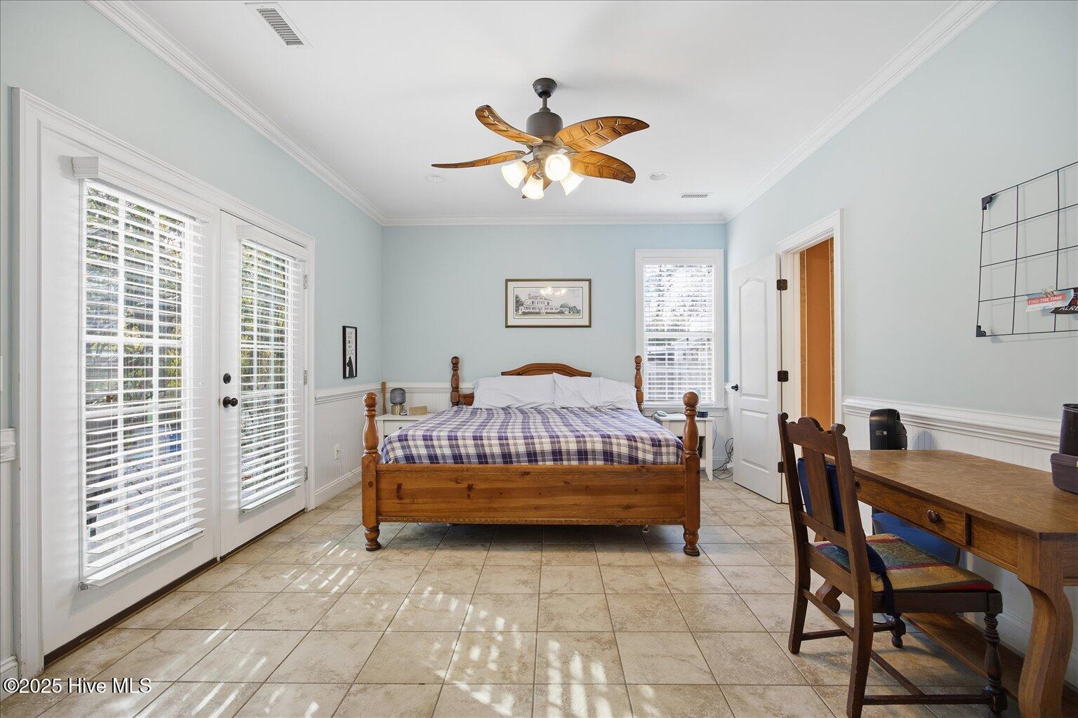 100543897 | Photo 11