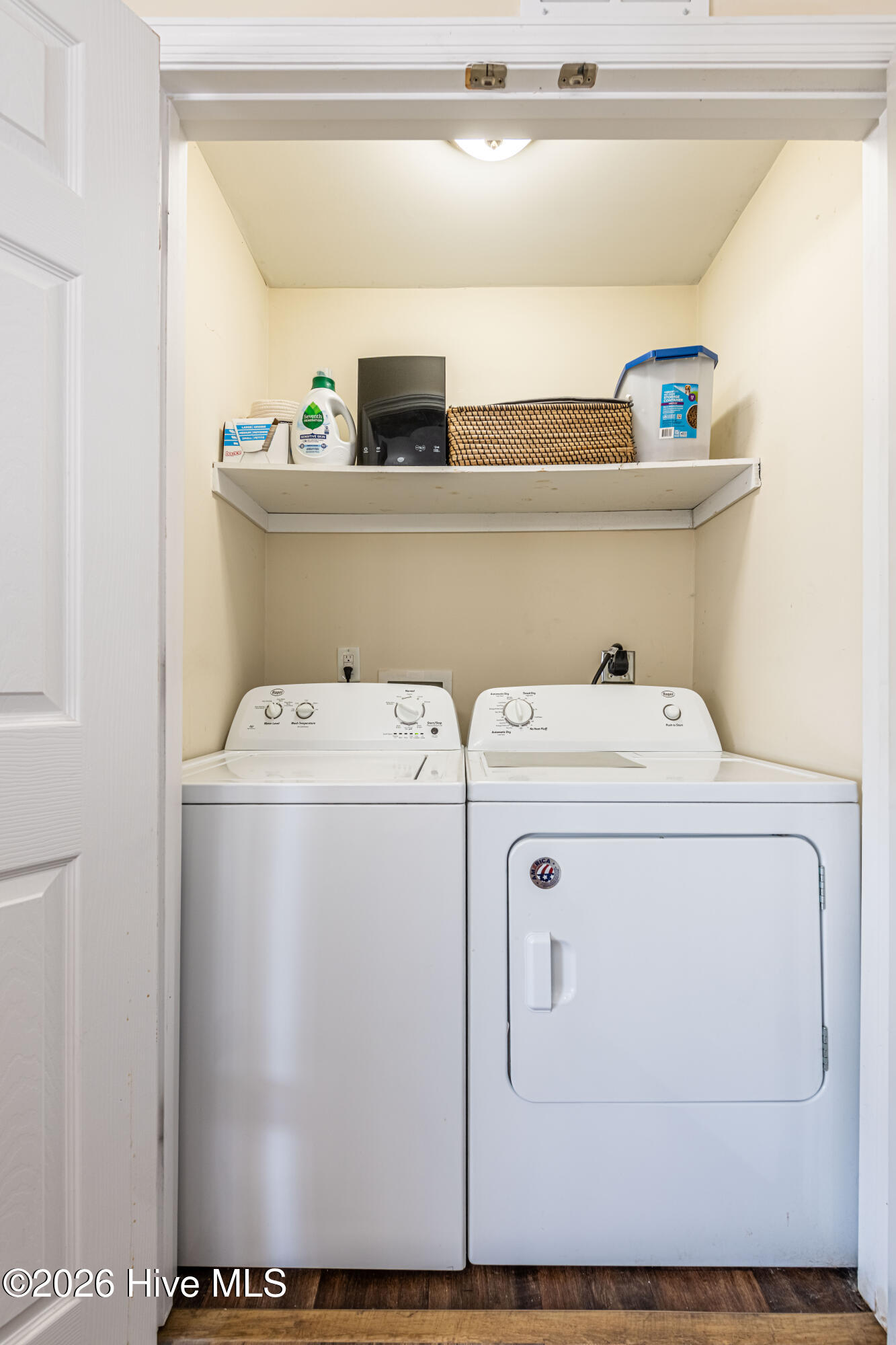 100558522 | Photo 12